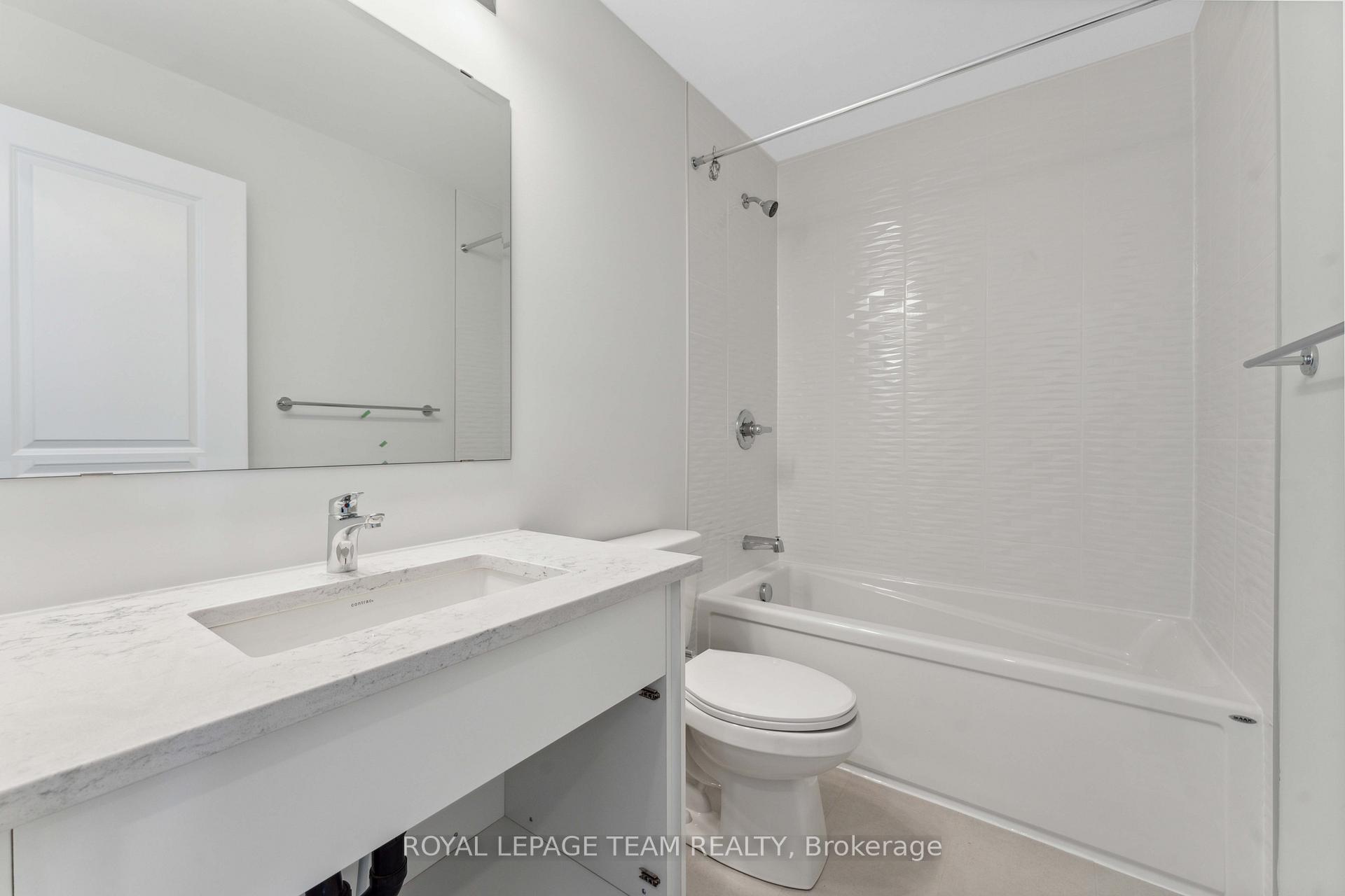 Photo 23 of 134 Invention Boulevard, Ottawa, Kanata - Morgan's Grant/South March — HOMEH