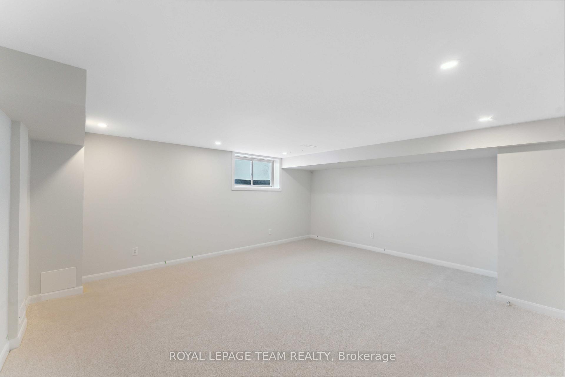 Photo 27 of 134 Invention Boulevard, Ottawa, Kanata - Morgan's Grant/South March — HOMEH