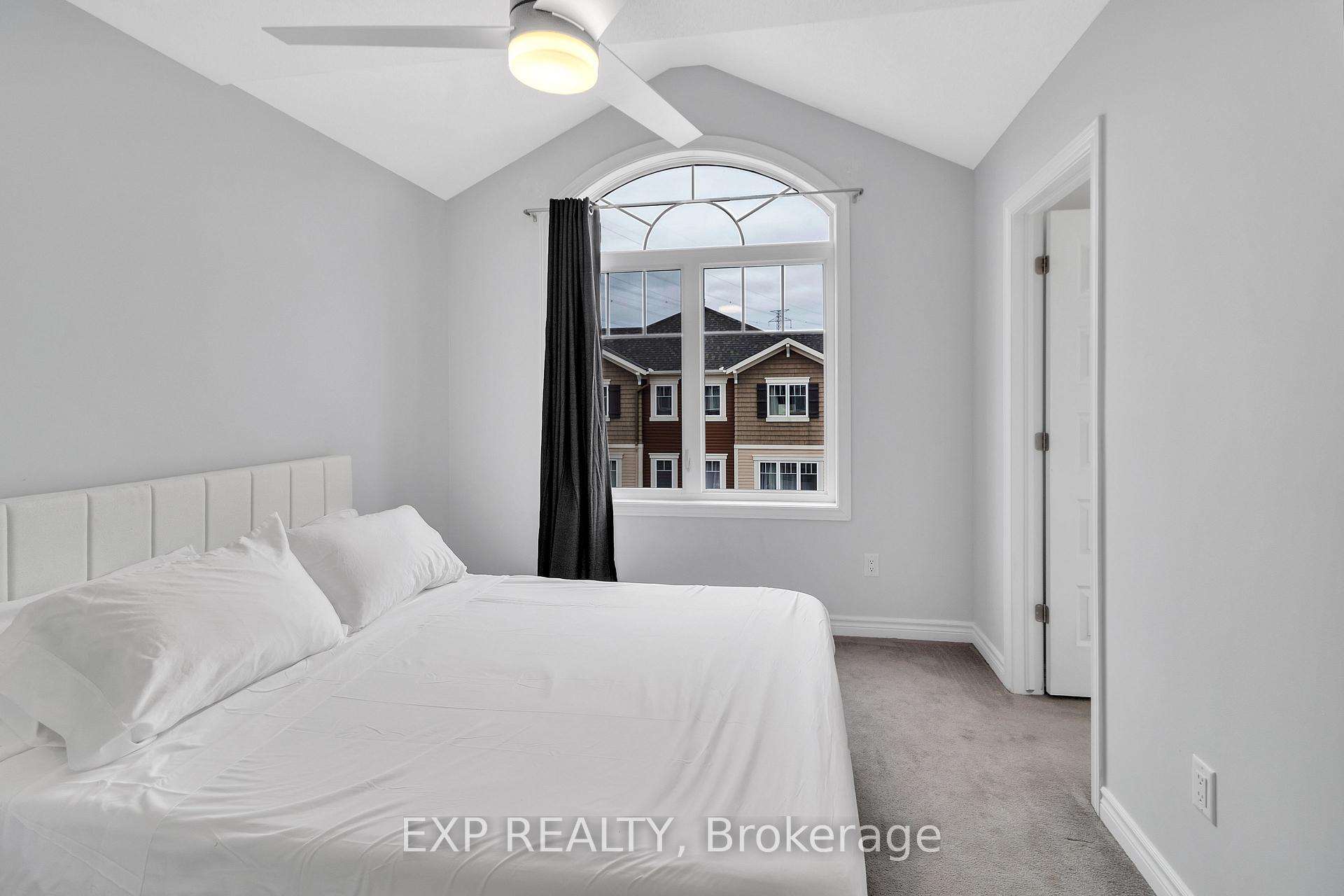 Photo 9 of 128 Gelderland, Ottawa, Kanata - Emerald Meadows/Trailwest — HOMEH