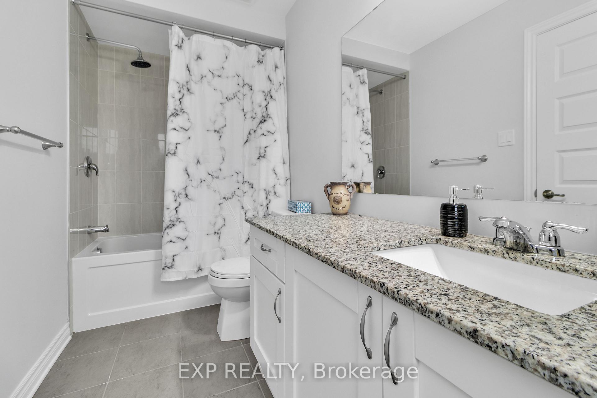 Photo 15 of 128 Gelderland, Ottawa, Kanata - Emerald Meadows/Trailwest — HOMEH