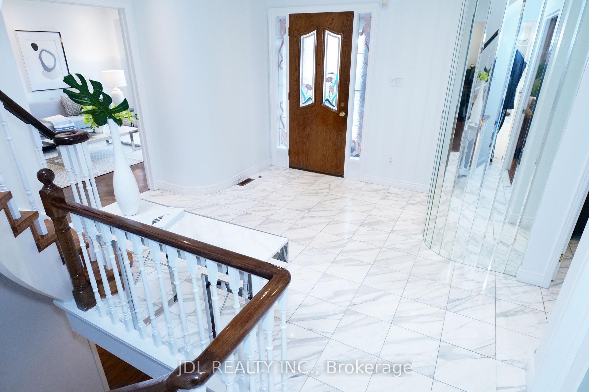 Photo 3 of 15 Lang Road E, Markham, Thornlea — HOMEH