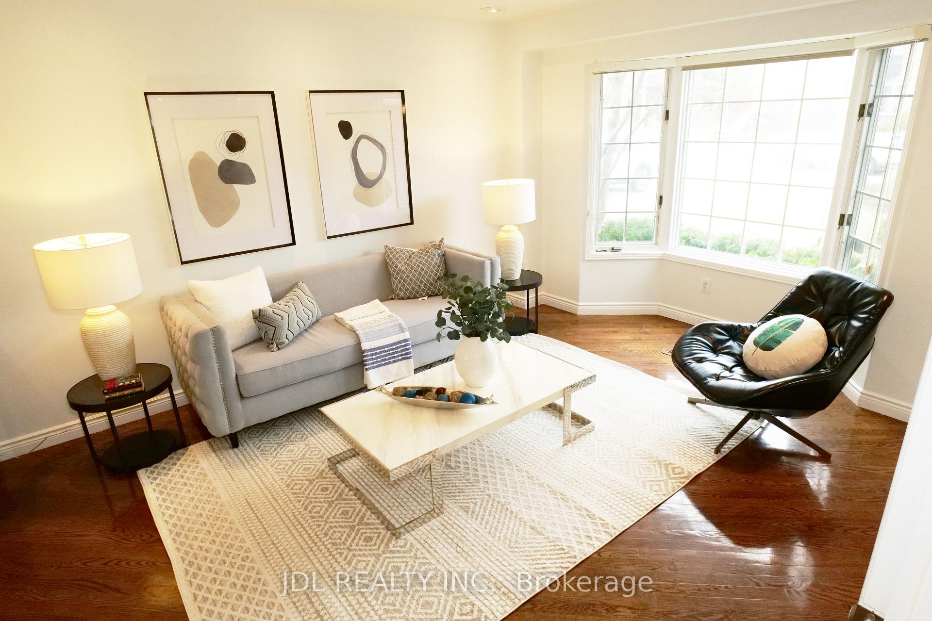 Photo 6 of 15 Lang Road E, Markham, Thornlea — HOMEH