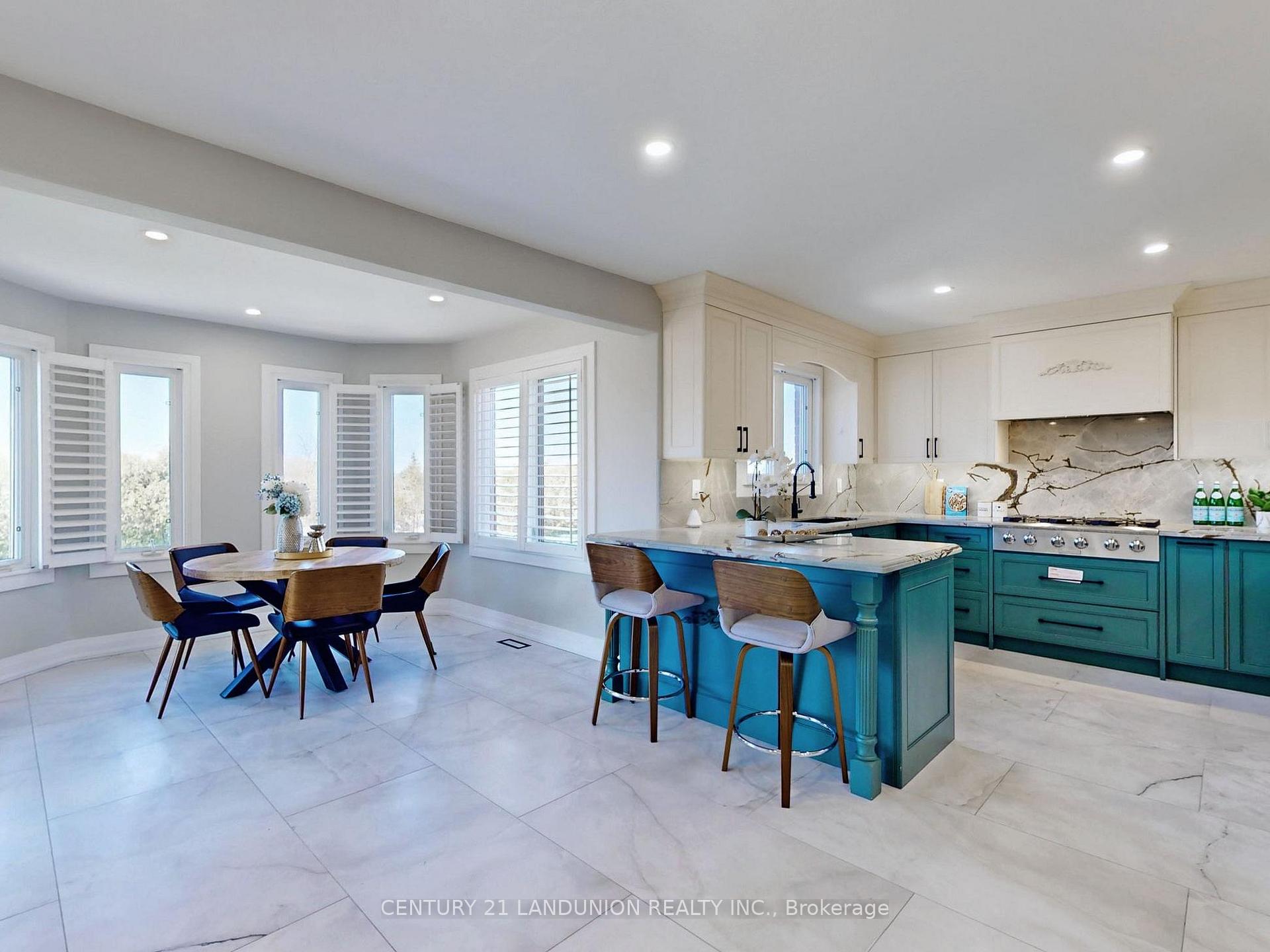 Photo 12 of 18 Ravenhill Crescent, Markham, Milliken Mills East — HOMEH