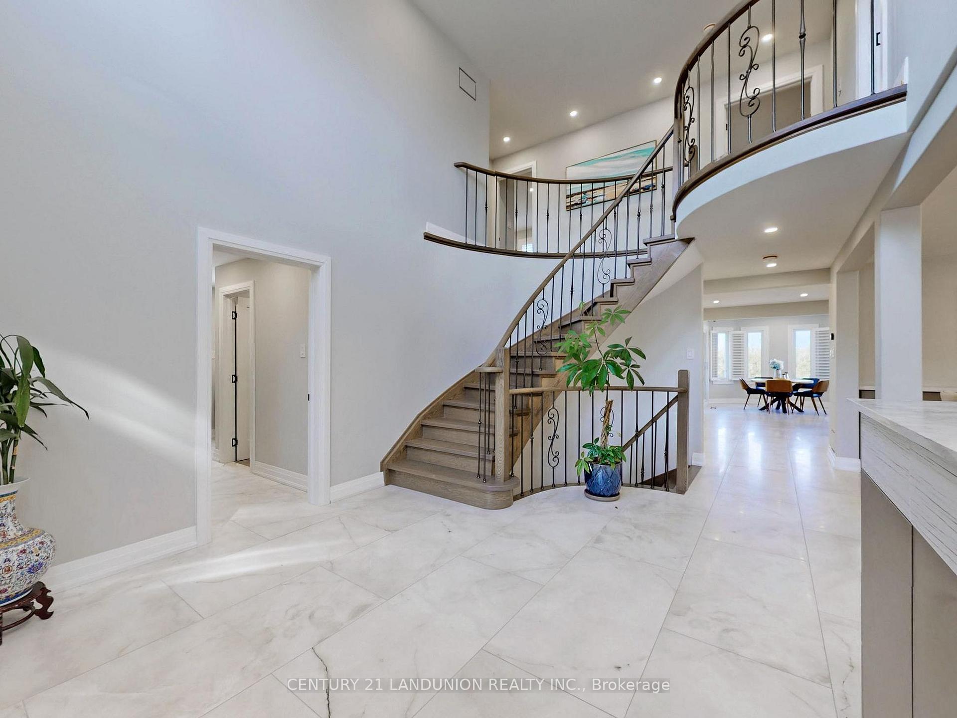 Photo 24 of 18 Ravenhill Crescent, Markham, Milliken Mills East — HOMEH