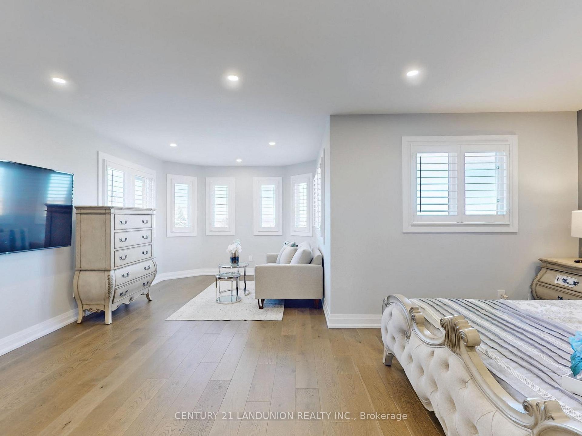 Photo 32 of 18 Ravenhill Crescent, Markham, Milliken Mills East — HOMEH