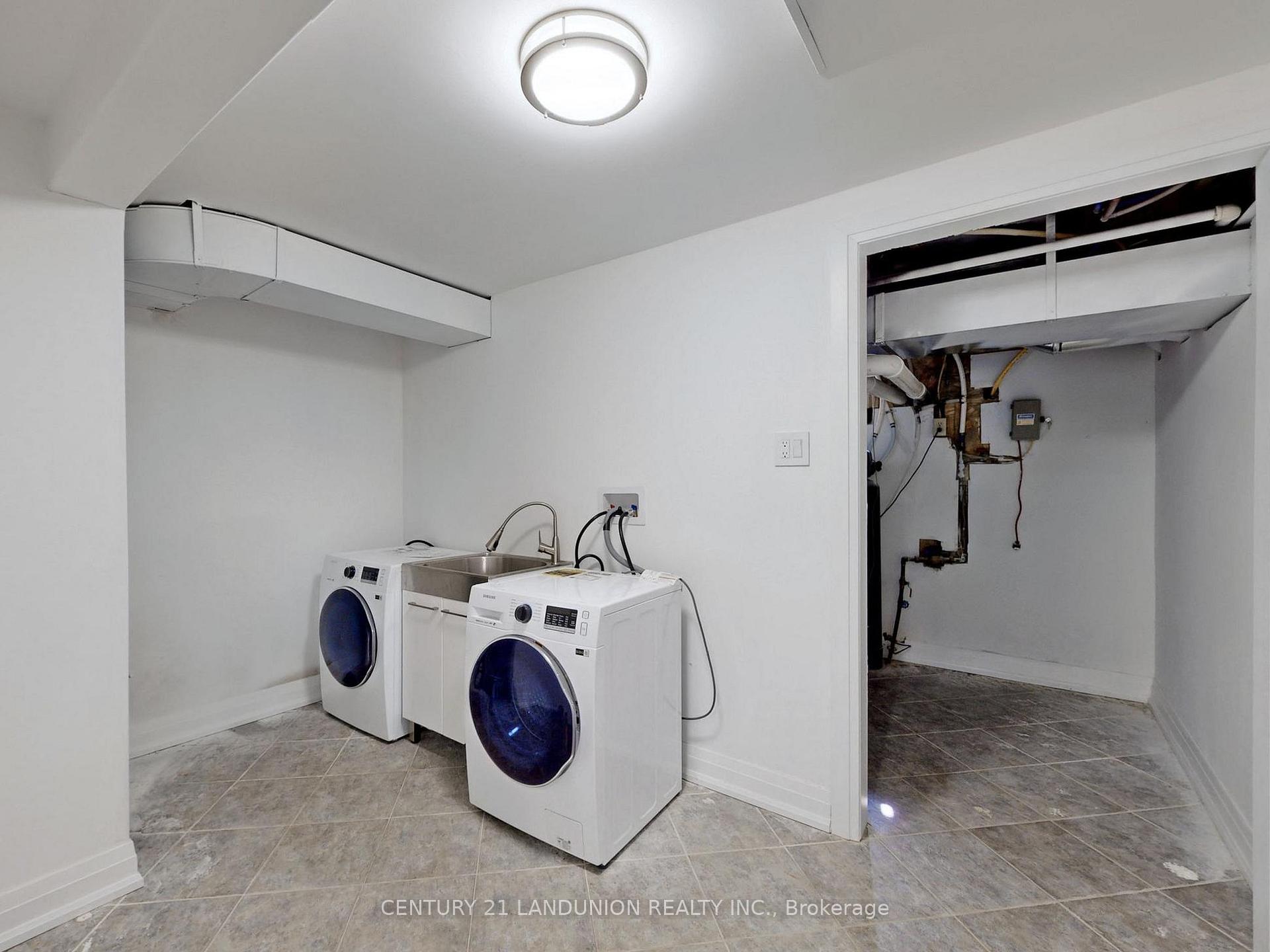 Photo 47 of 18 Ravenhill Crescent, Markham, Milliken Mills East — HOMEH