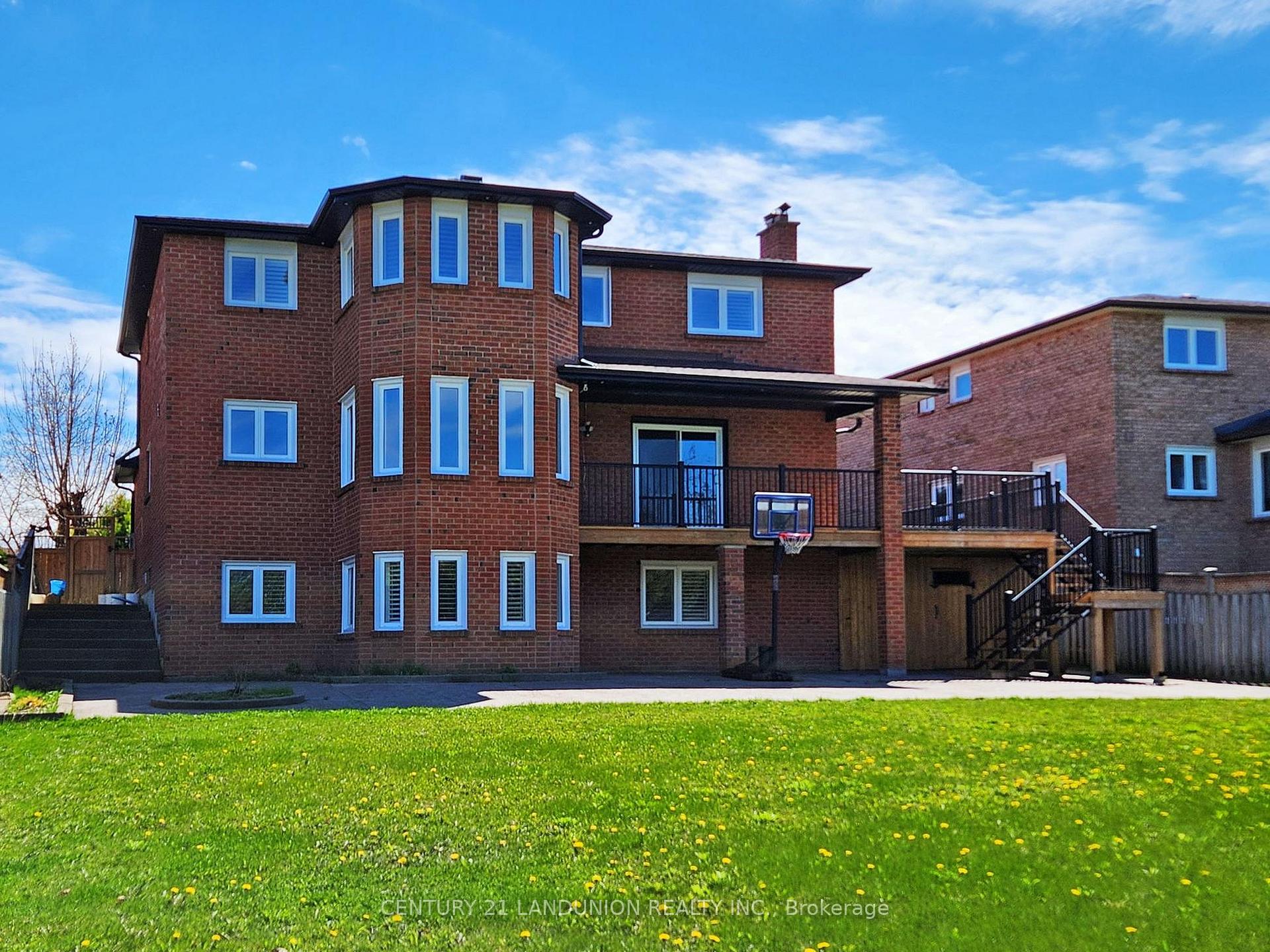 Photo 48 of 18 Ravenhill Crescent, Markham, Milliken Mills East — HOMEH