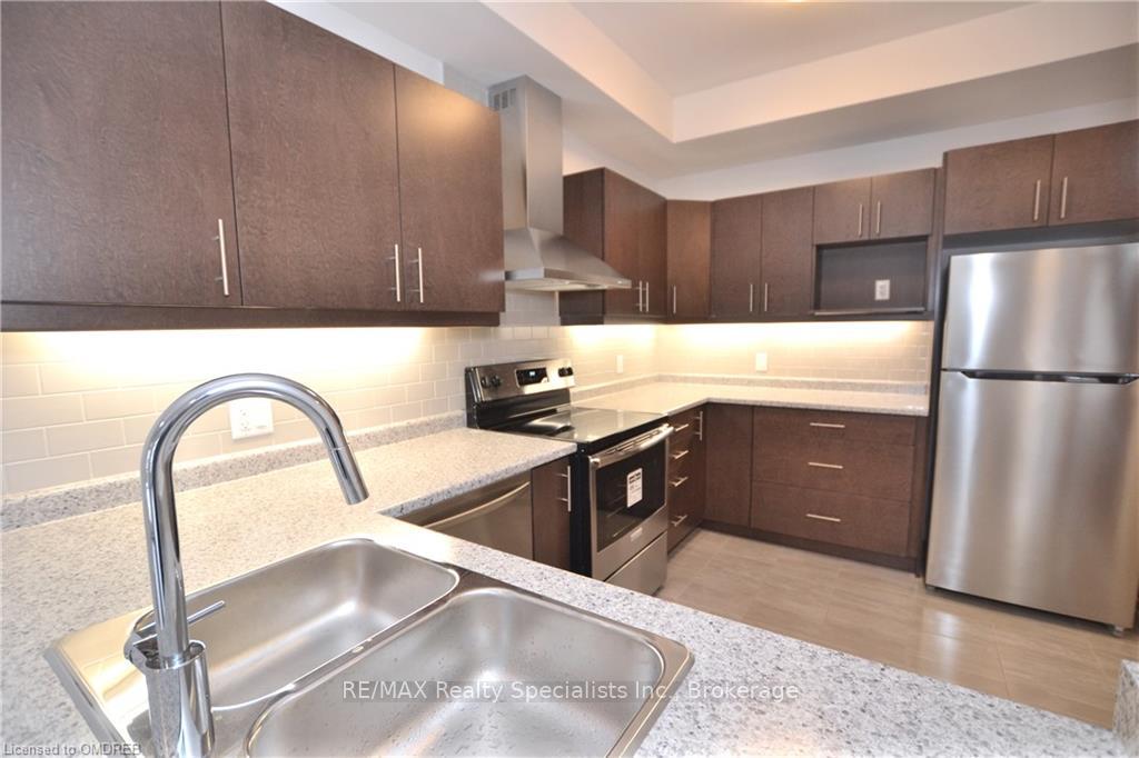 Photo 3 of Unit 281, 30 Times Square Blvd, Hamilton, Stoney Creek Mountain — HOMEH