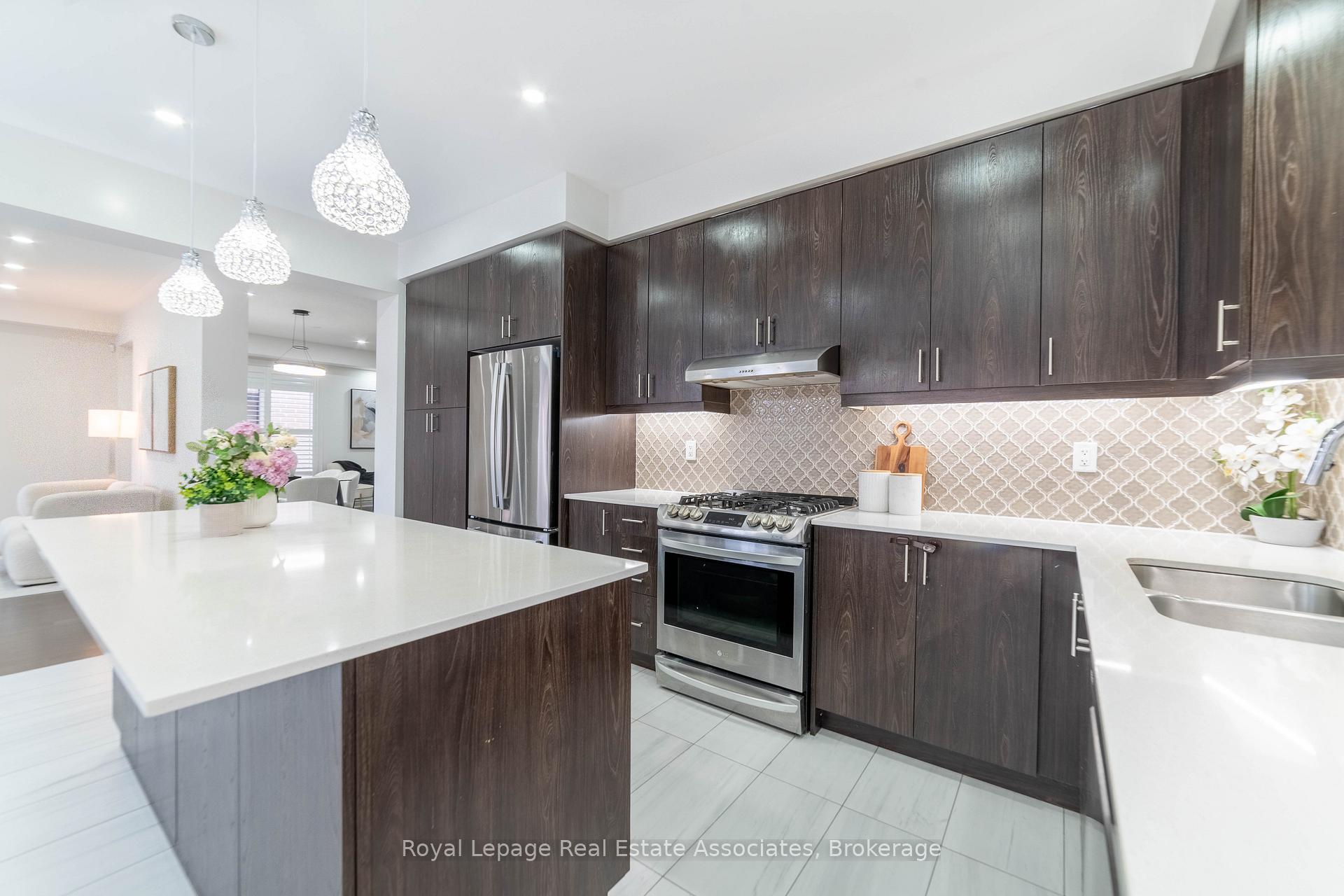Photo 15 of 1267 Raspberry Terrace, Milton, Ford — HOMEH