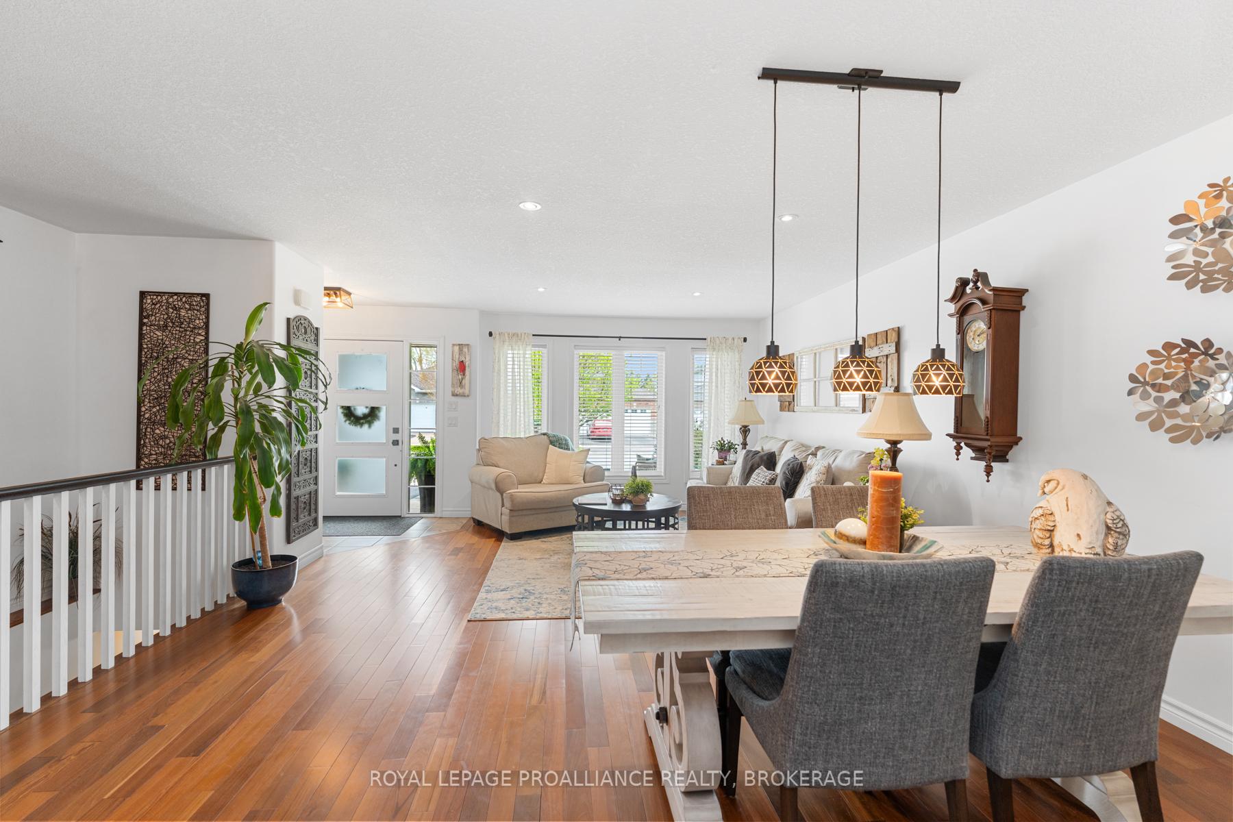 Photo 10 of 1110 Crossfield Avenue, Kingston, City Northwest — HOMEH