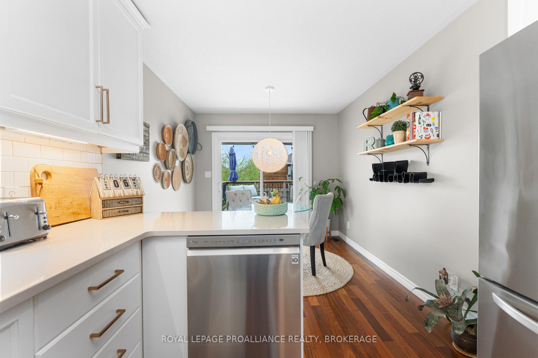 Photo 19 of 1110 Crossfield Avenue, Kingston, City Northwest — HOMEH