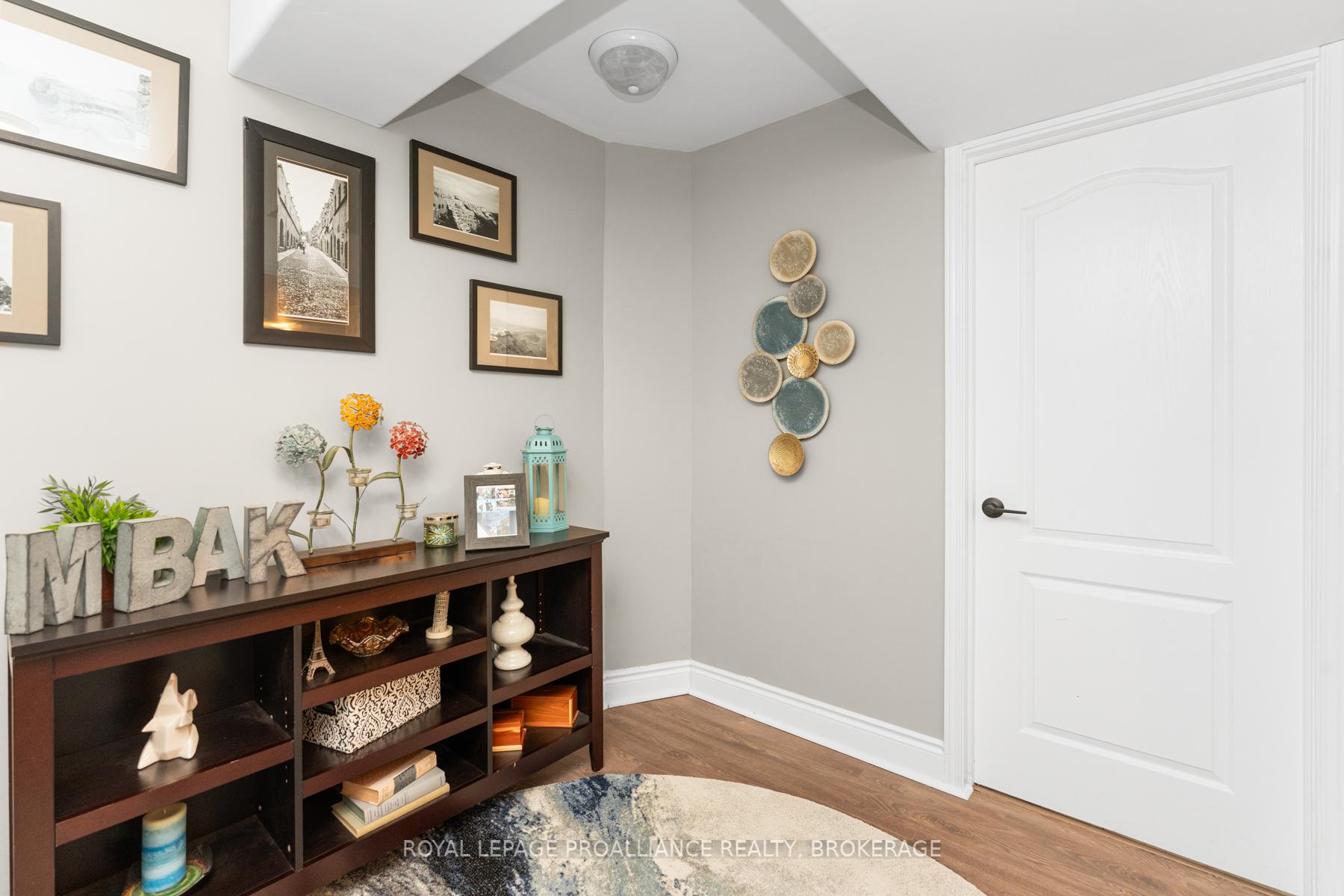 Photo 24 of 1110 Crossfield Avenue, Kingston, City Northwest — HOMEH