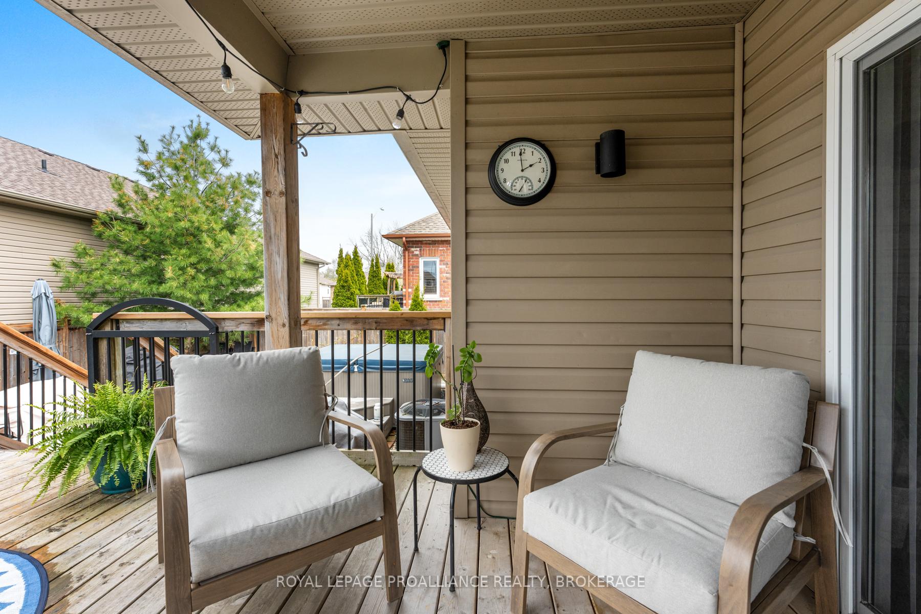 Photo 45 of 1110 Crossfield Avenue, Kingston, City Northwest — HOMEH