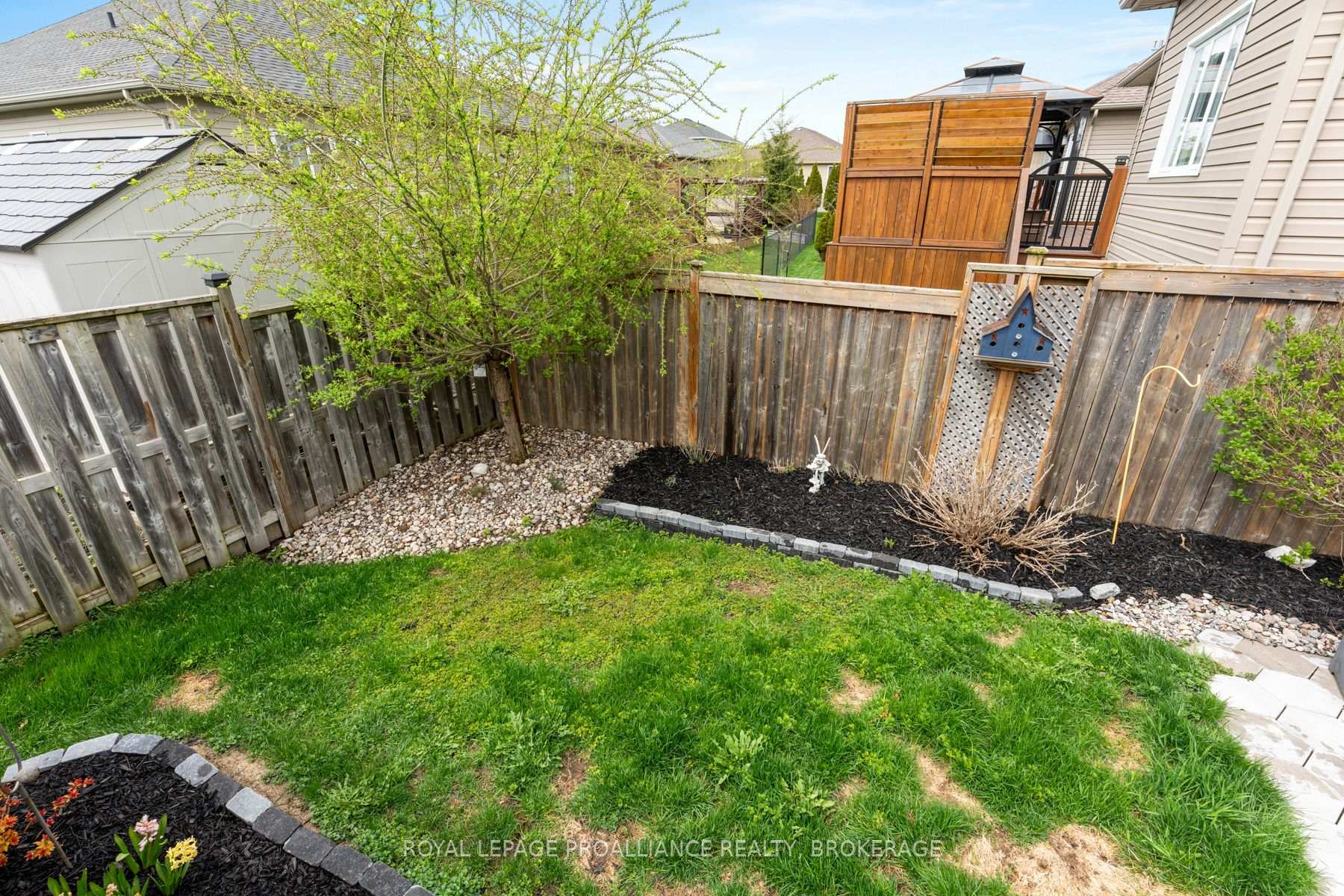 Photo 49 of 1110 Crossfield Avenue, Kingston, City Northwest — HOMEH