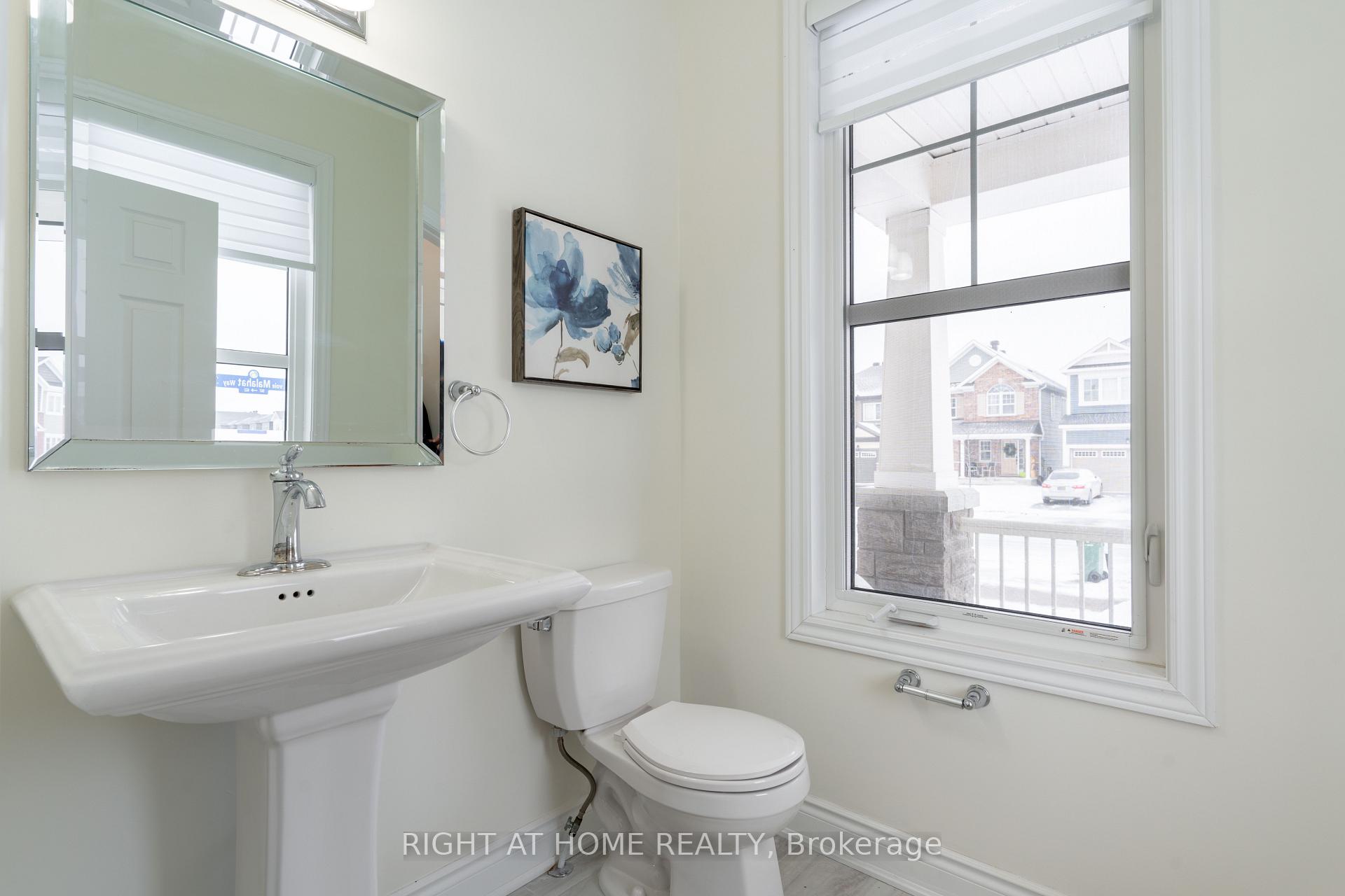 Photo 14 of 156 Cranesbill Road, Ottawa, Kanata - Emerald Meadows/Trailwest — HOMEH