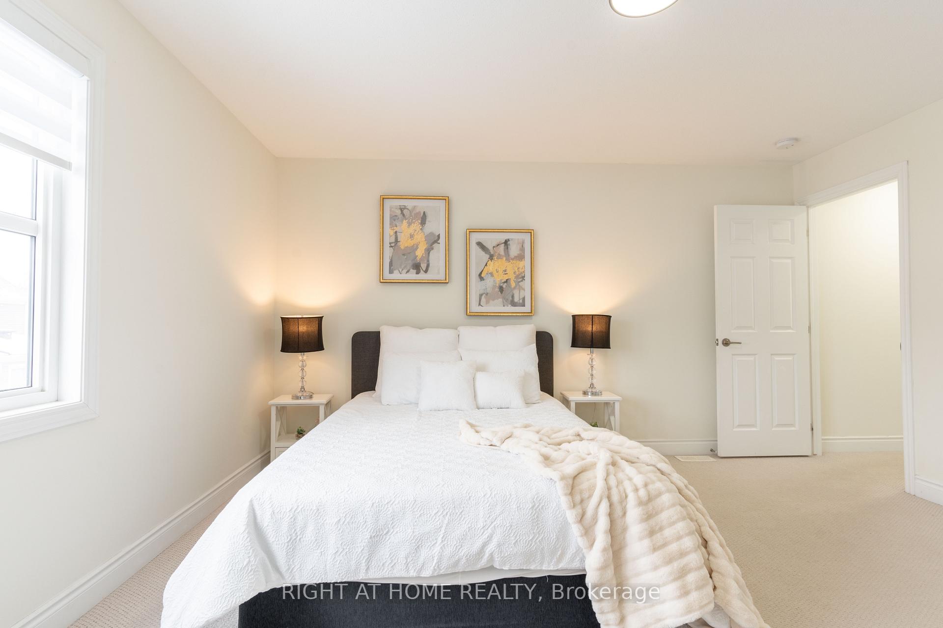 Photo 21 of 156 Cranesbill Road, Ottawa, Kanata - Emerald Meadows/Trailwest — HOMEH