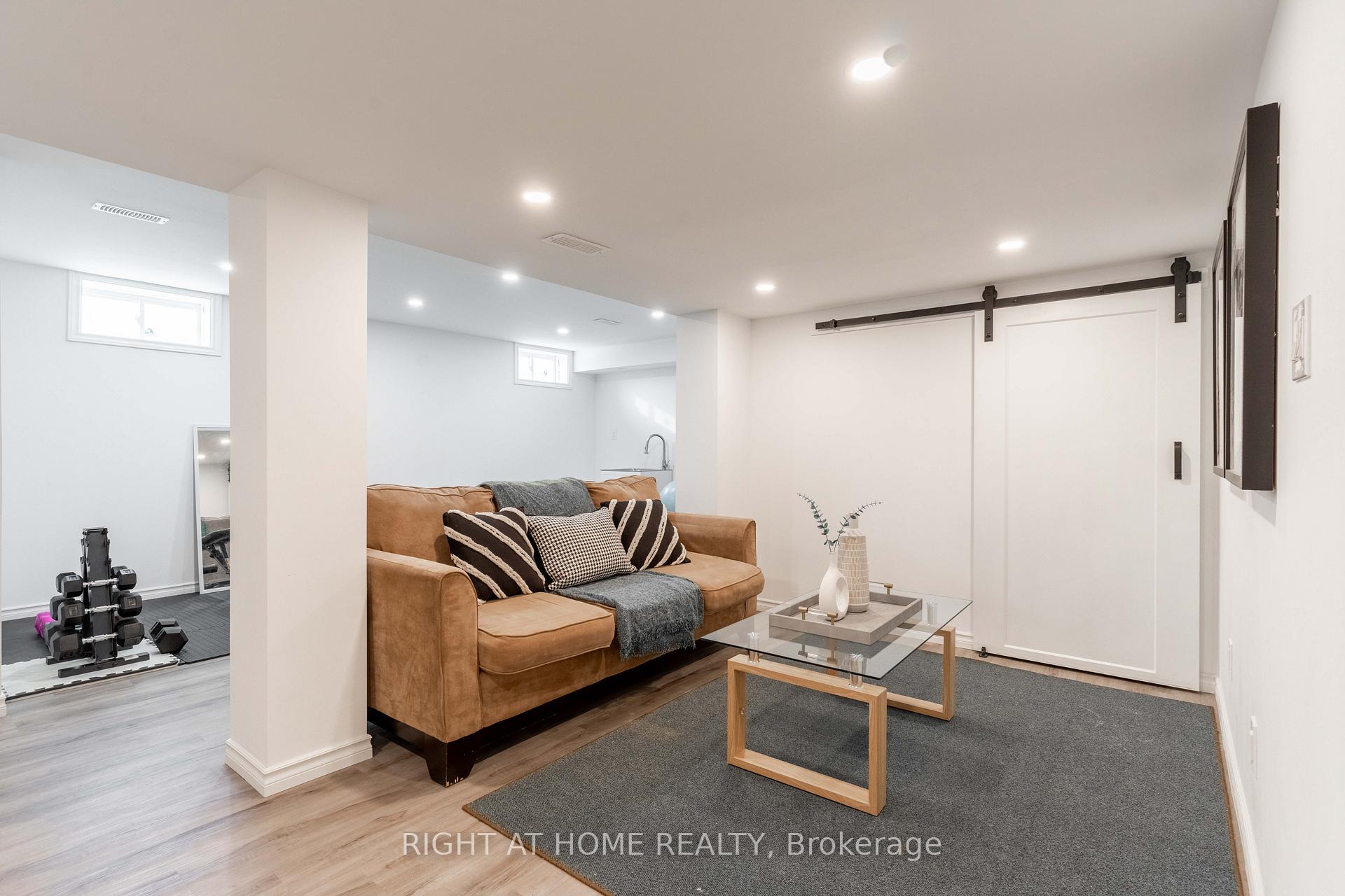 Photo 33 of 156 Cranesbill Road, Ottawa, Kanata - Emerald Meadows/Trailwest — HOMEH