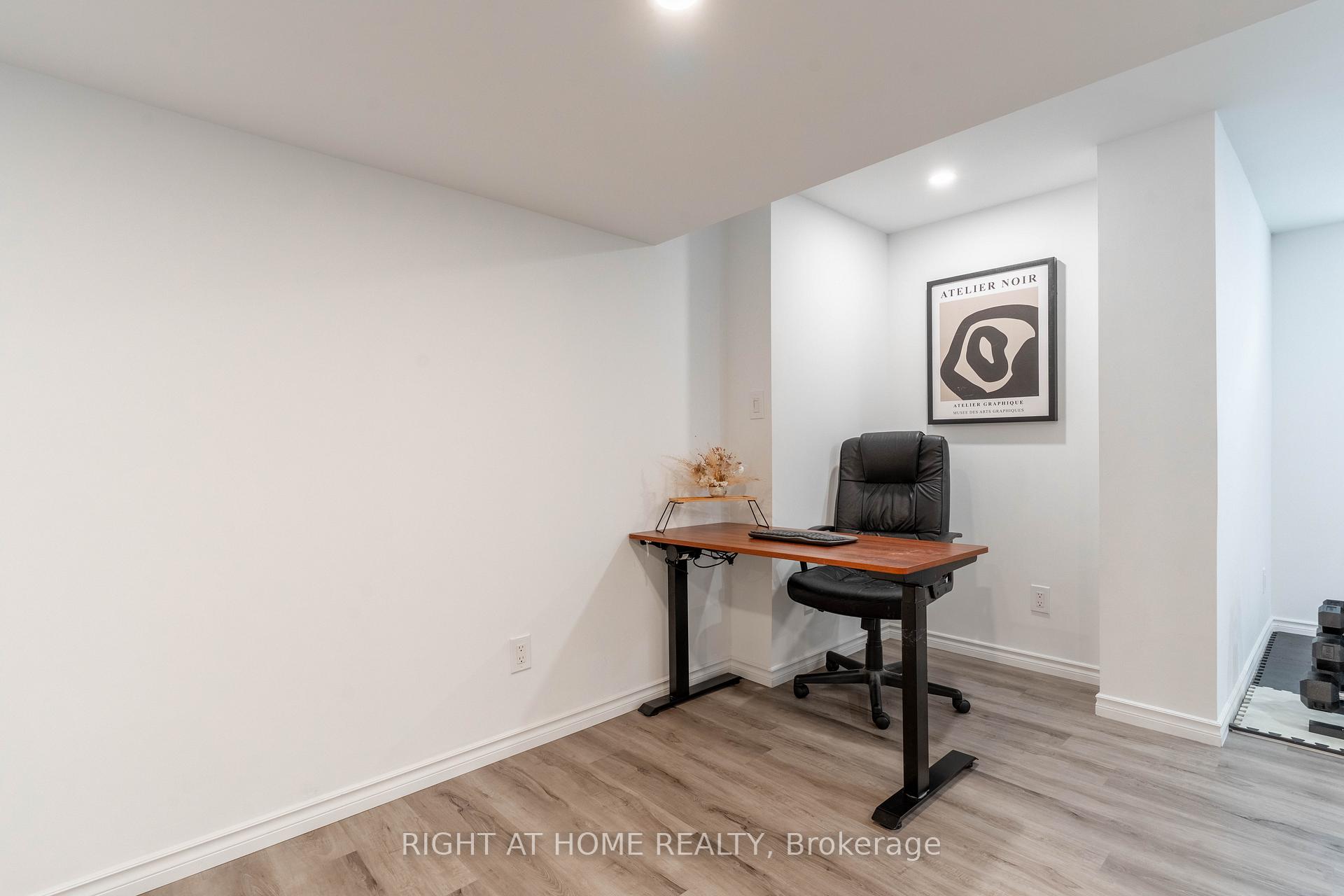 Photo 36 of 156 Cranesbill Road, Ottawa, Kanata - Emerald Meadows/Trailwest — HOMEH