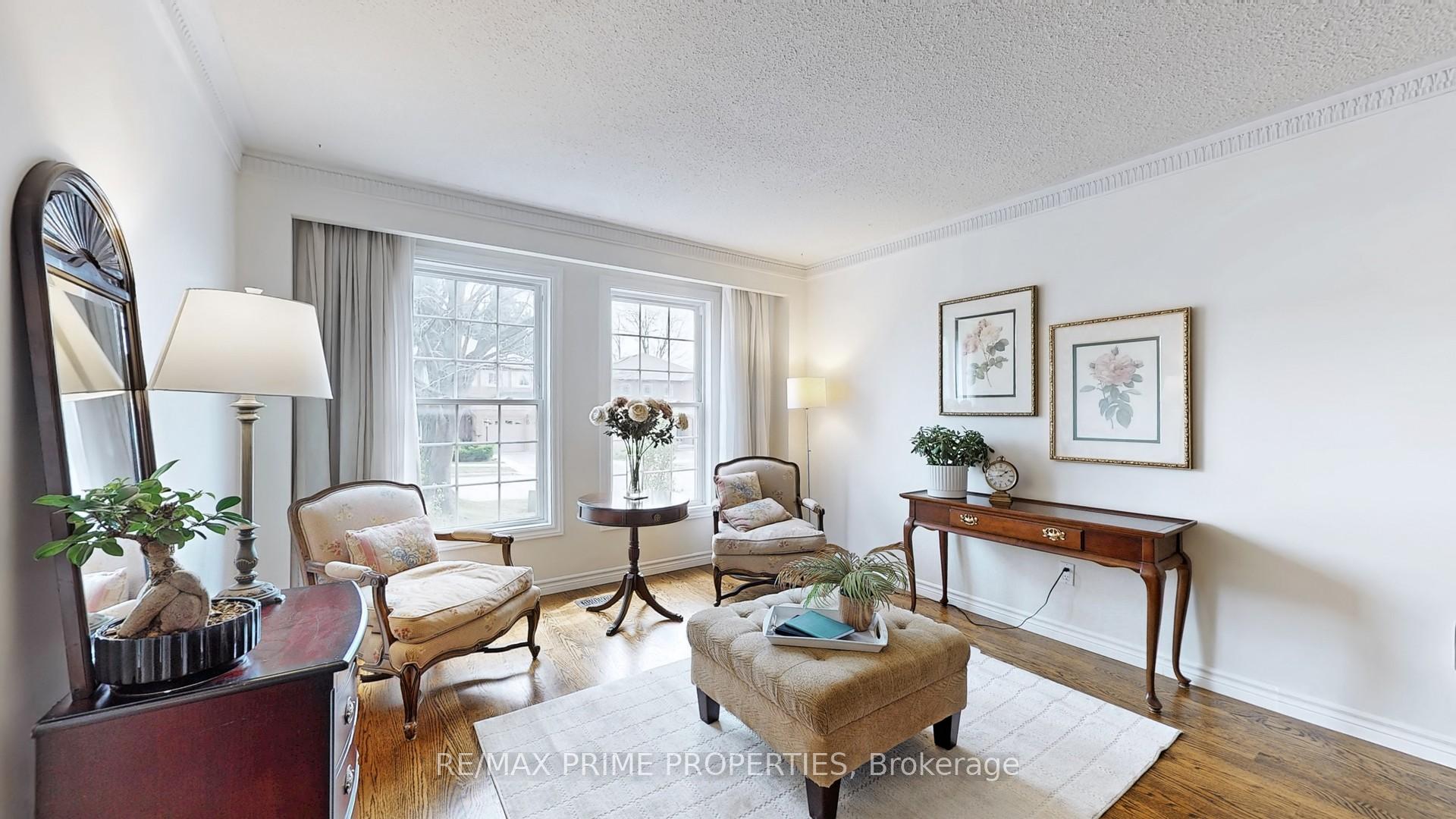 Photo 2 of 66 McCarty Crescent, Markham, Markham Village — HOMEH