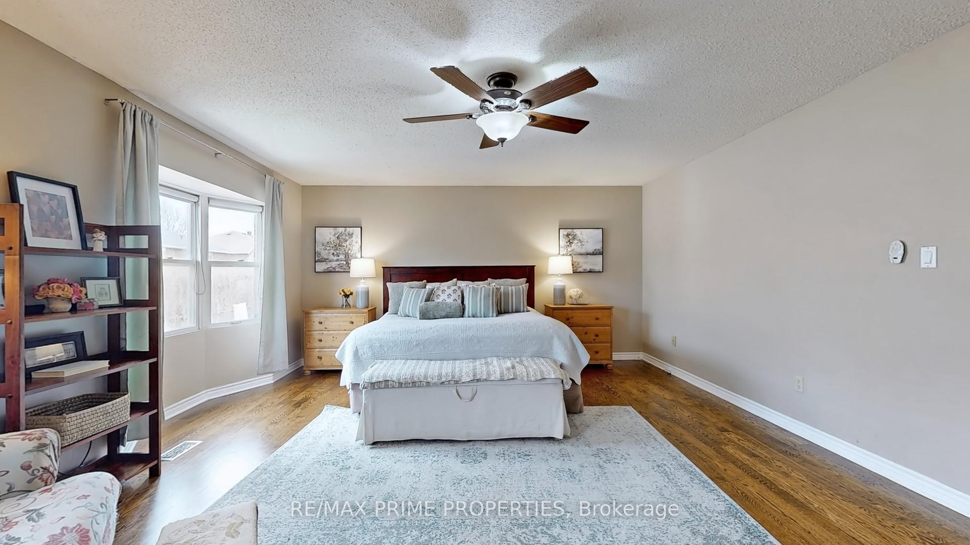 Photo 21 of 66 McCarty Crescent, Markham, Markham Village — HOMEH