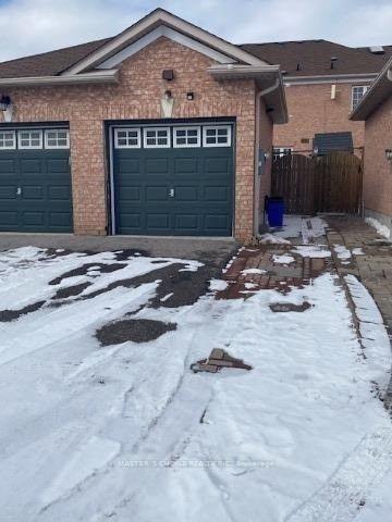 Photo 34 of 237 Caboto Trail, Markham, Village Green-South Unionville — HOMEH