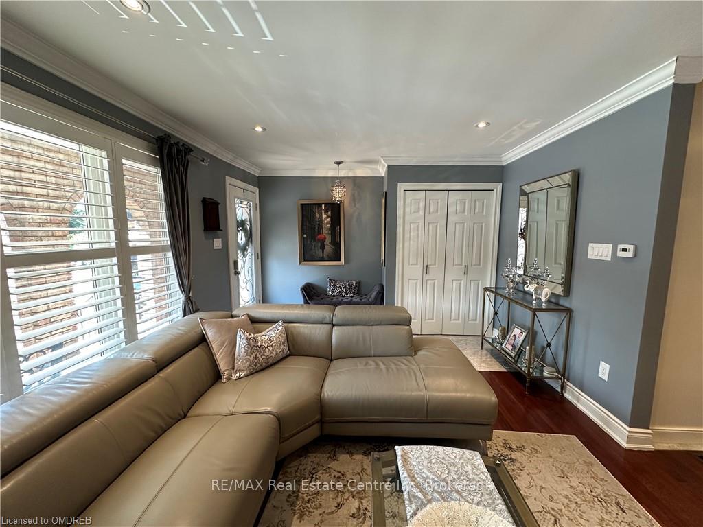 Photo 2 of Unit 1, 223 Picton Street E, Hamilton, North End — HOMEH