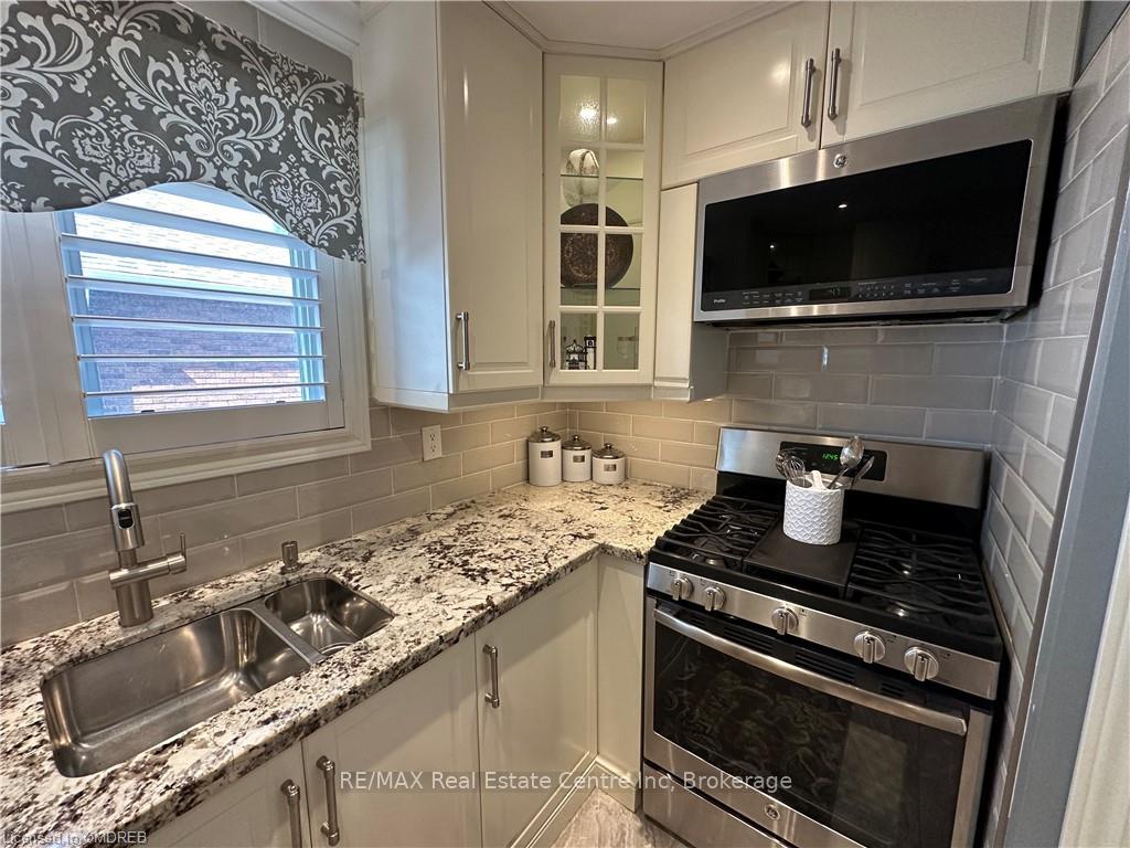 Photo 10 of Unit 1, 223 Picton Street E, Hamilton, North End — HOMEH