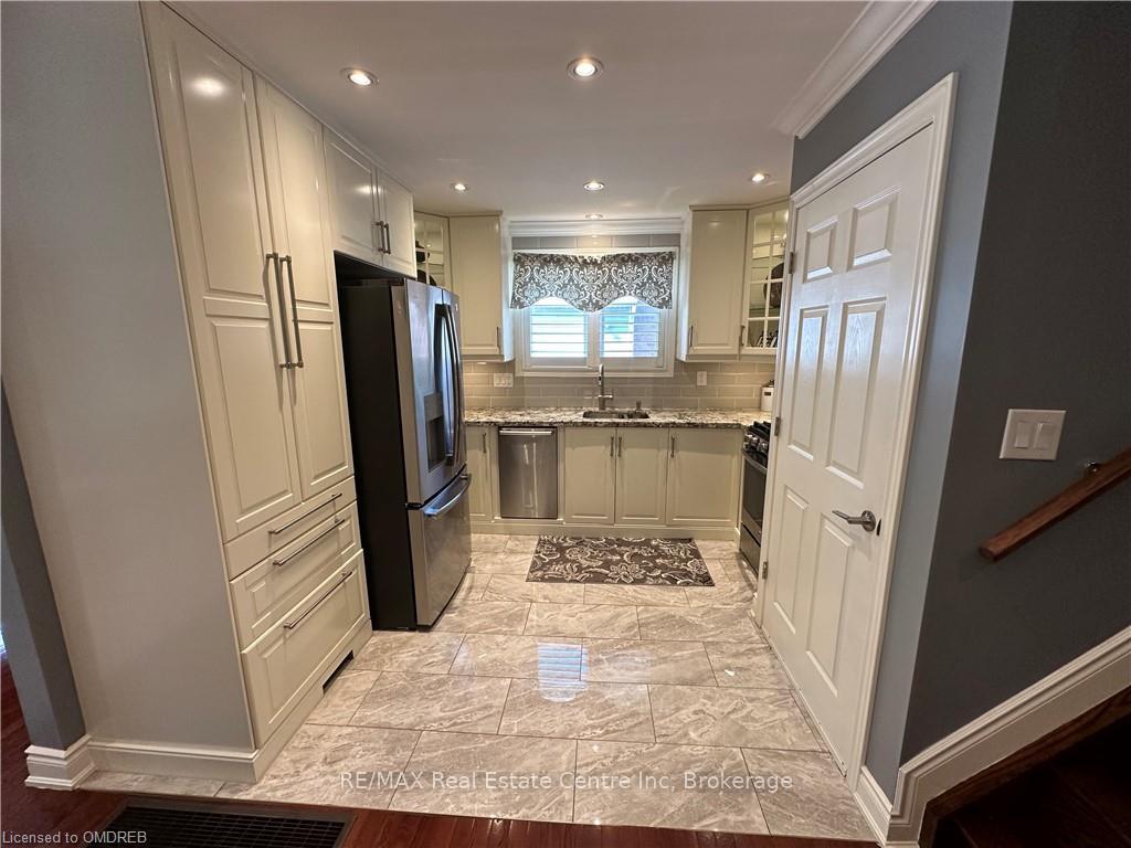 Photo 11 of Unit 1, 223 Picton Street E, Hamilton, North End — HOMEH