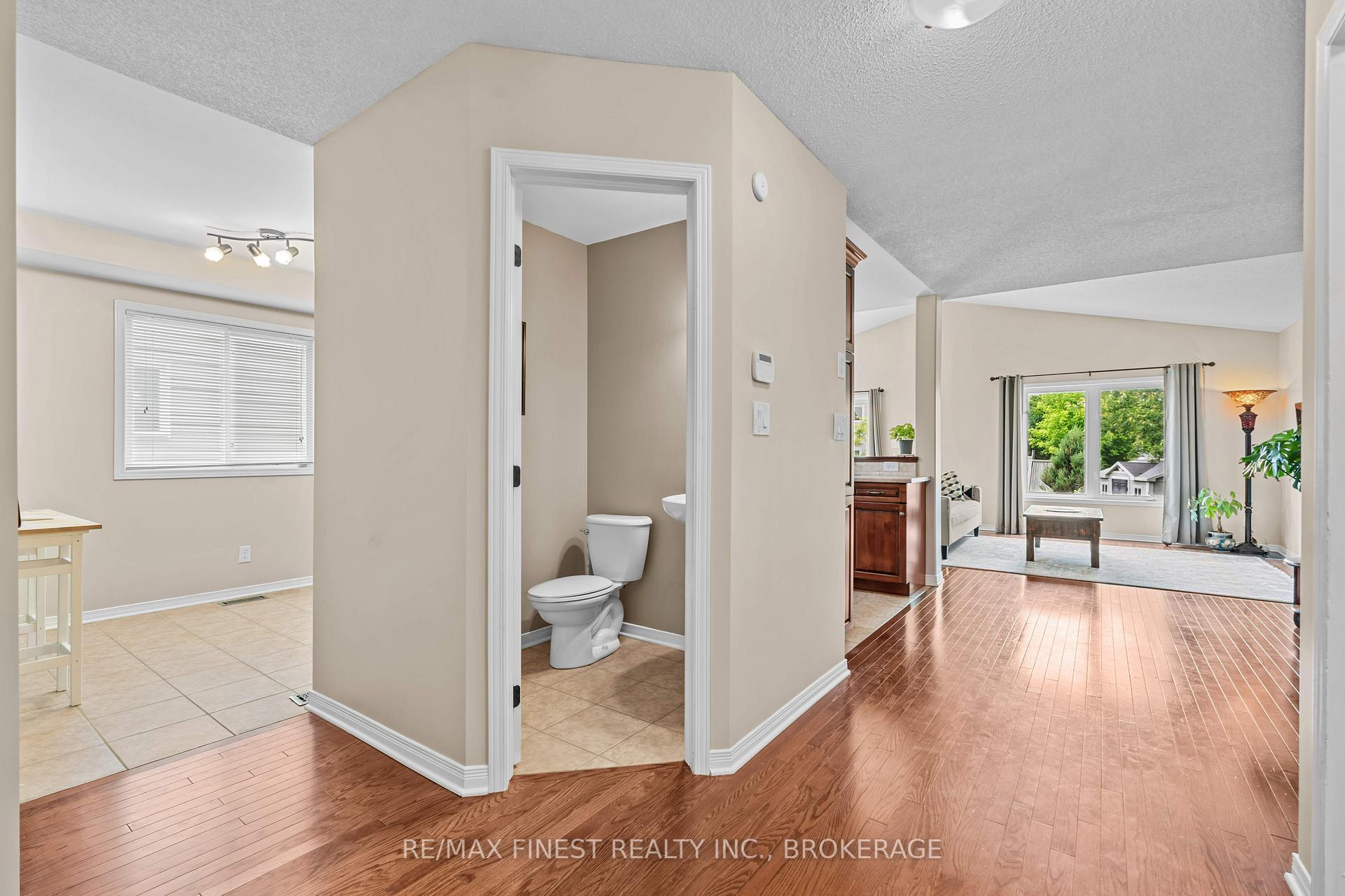 Photo 6 of 728 Margaret Way, Kingston, Kingston East (Incl Barret Crt) — HOMEH