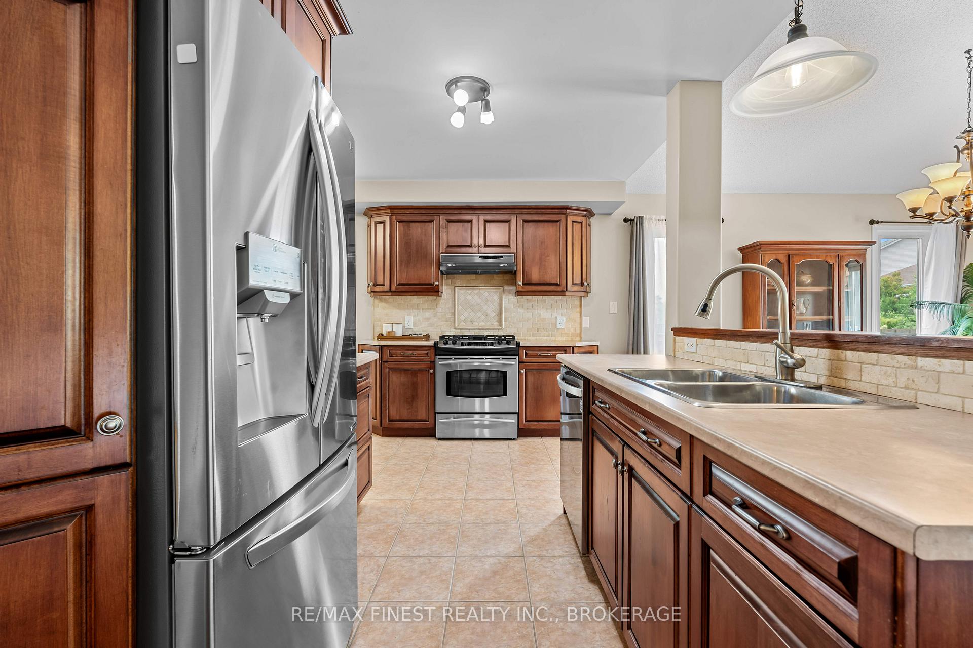 Photo 15 of 728 Margaret Way, Kingston, Kingston East (Incl Barret Crt) — HOMEH