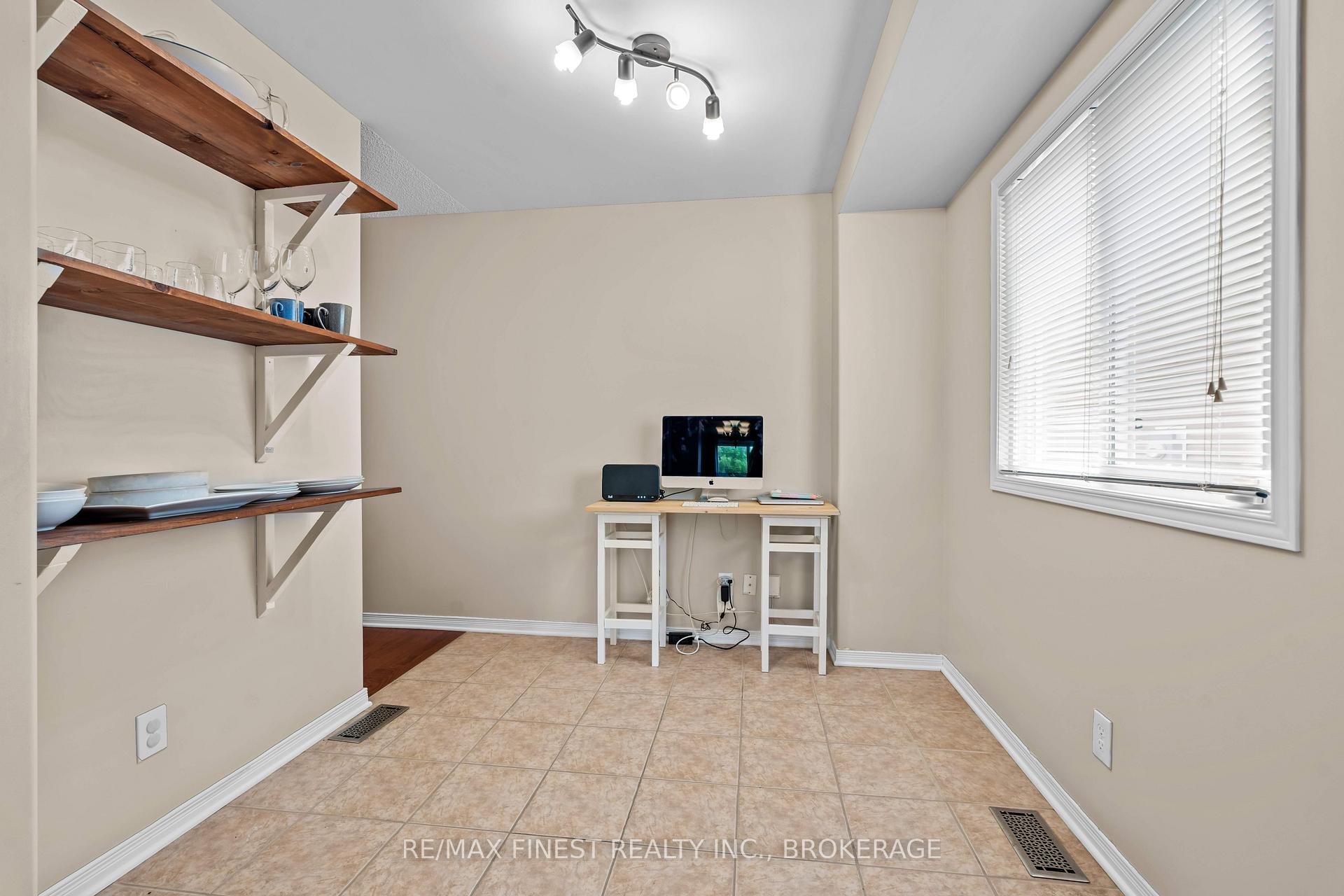 Photo 21 of 728 Margaret Way, Kingston, Kingston East (Incl Barret Crt) — HOMEH
