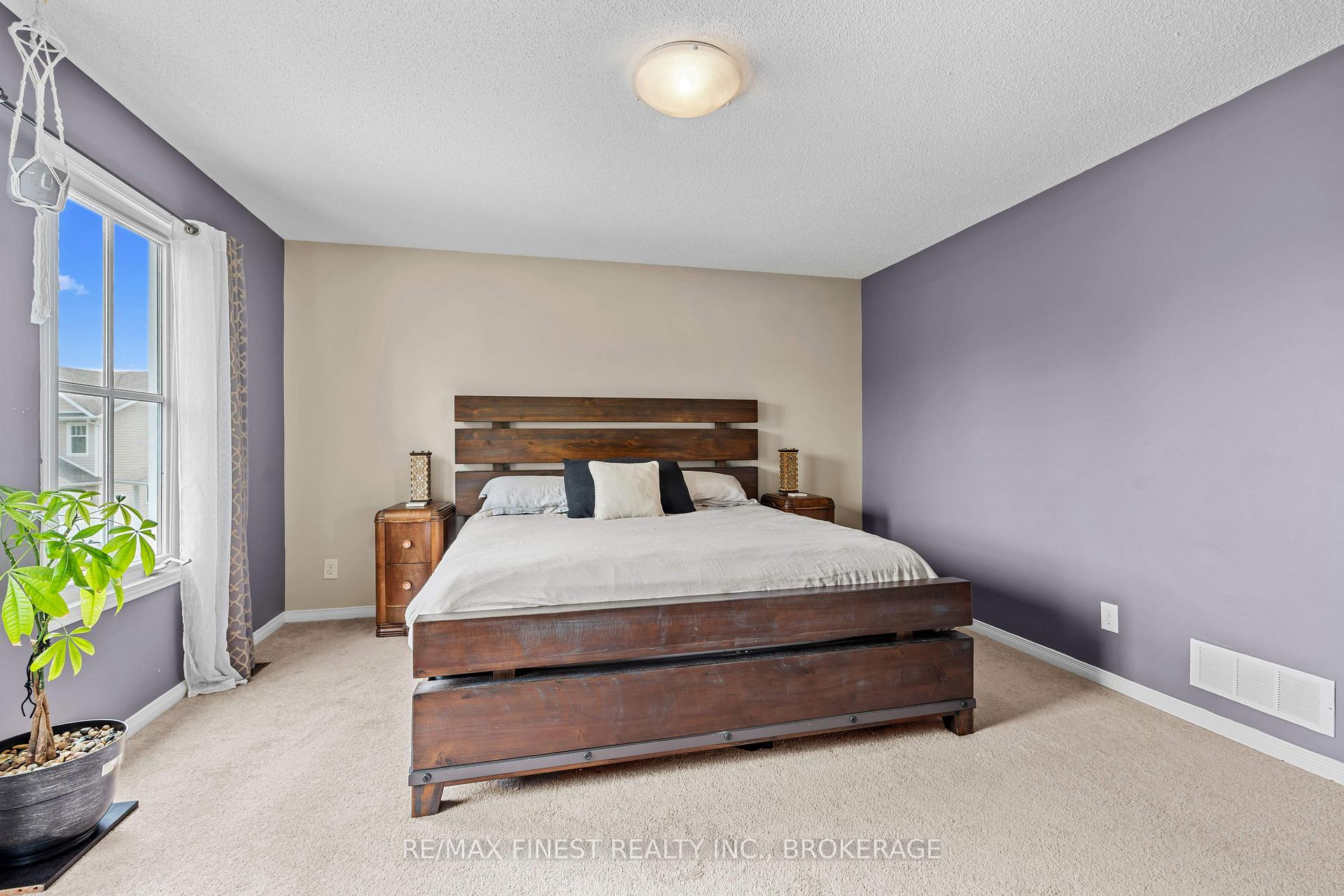 Photo 25 of 728 Margaret Way, Kingston, Kingston East (Incl Barret Crt) — HOMEH
