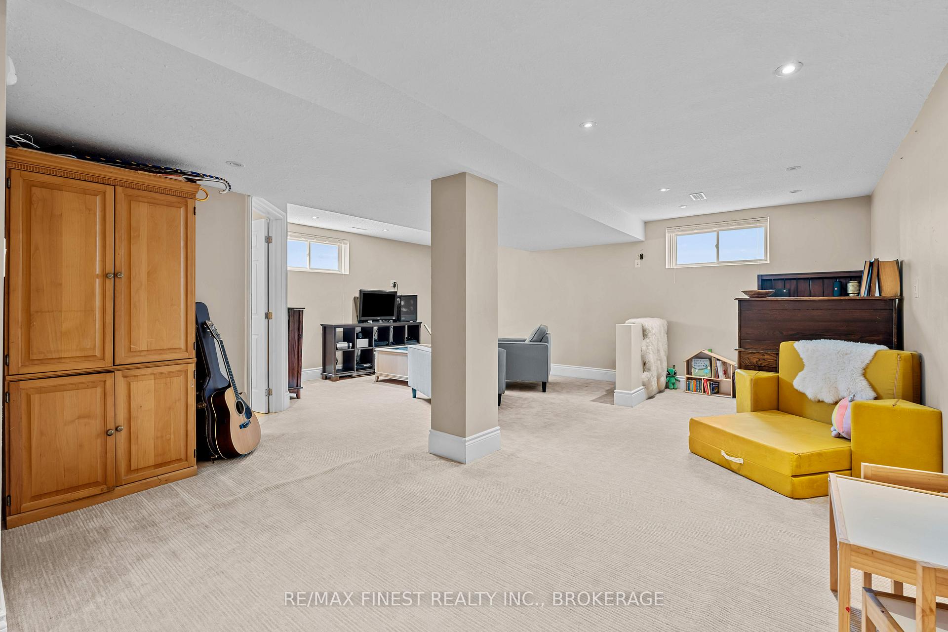 Photo 34 of 728 Margaret Way, Kingston, Kingston East (Incl Barret Crt) — HOMEH