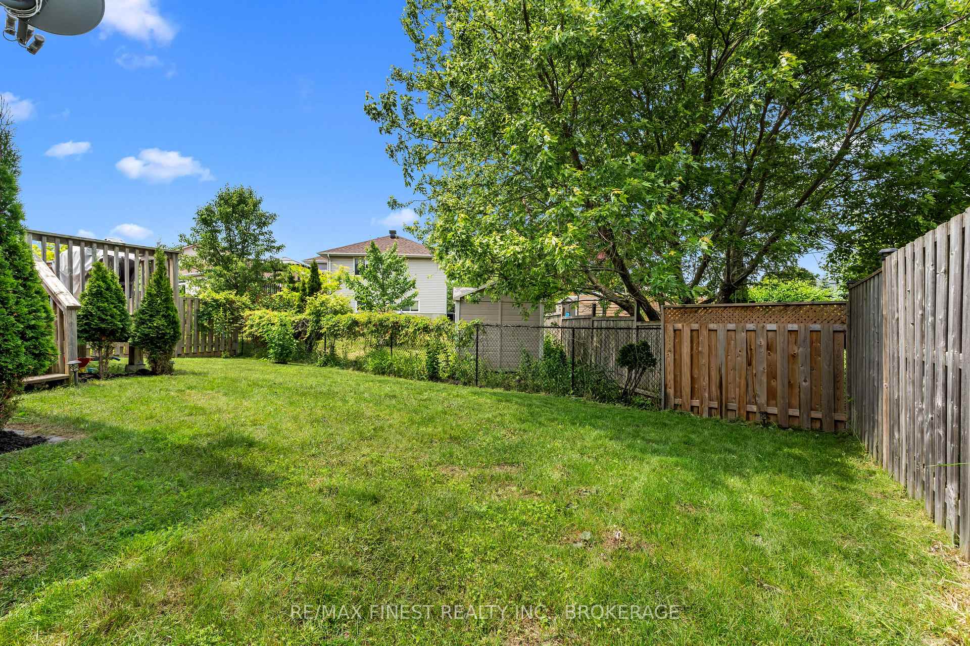 Photo 42 of 728 Margaret Way, Kingston, Kingston East (Incl Barret Crt) — HOMEH