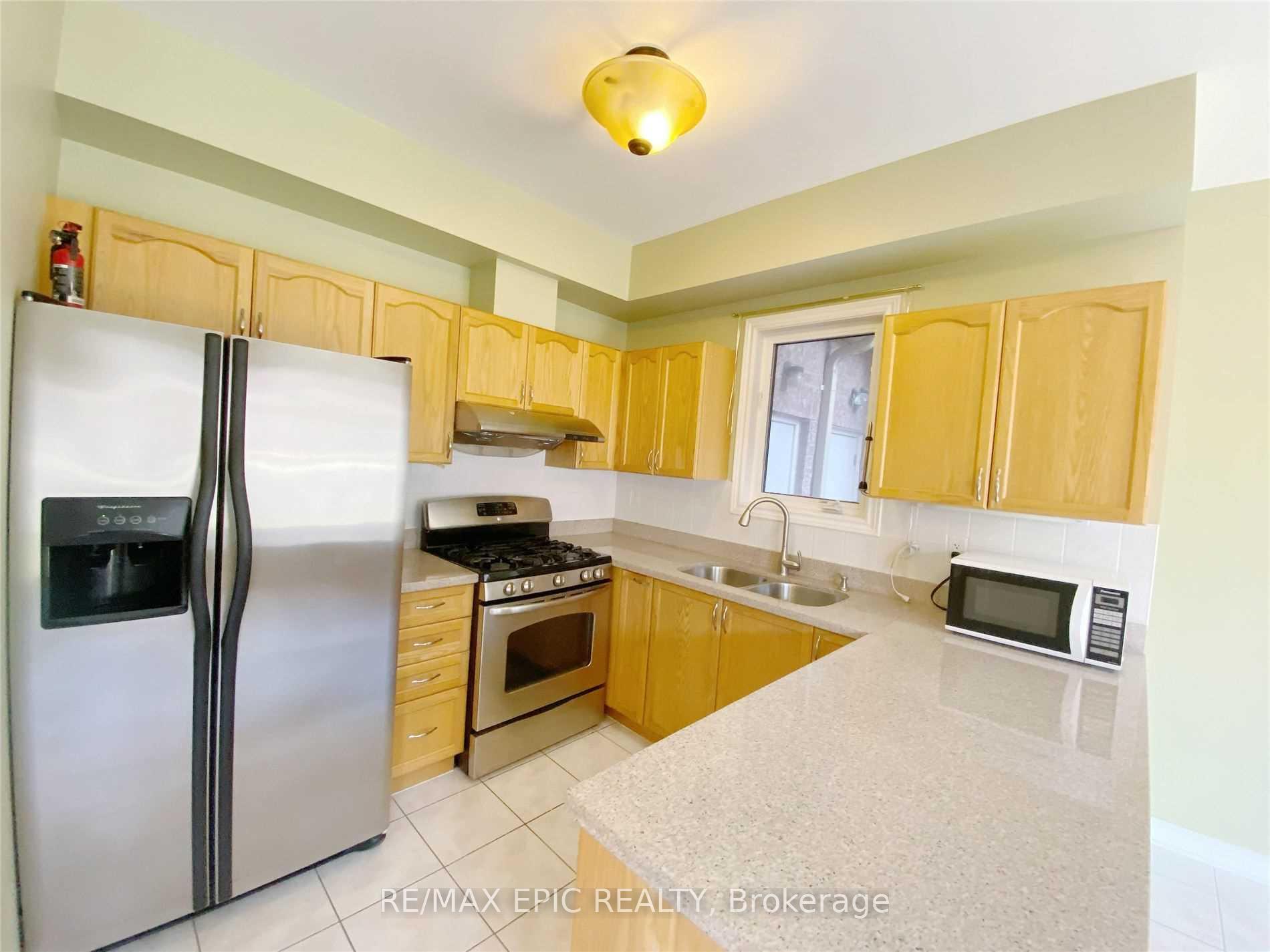 Photo 5 of 5 Markshire Road, Markham, Cachet — HOMEH