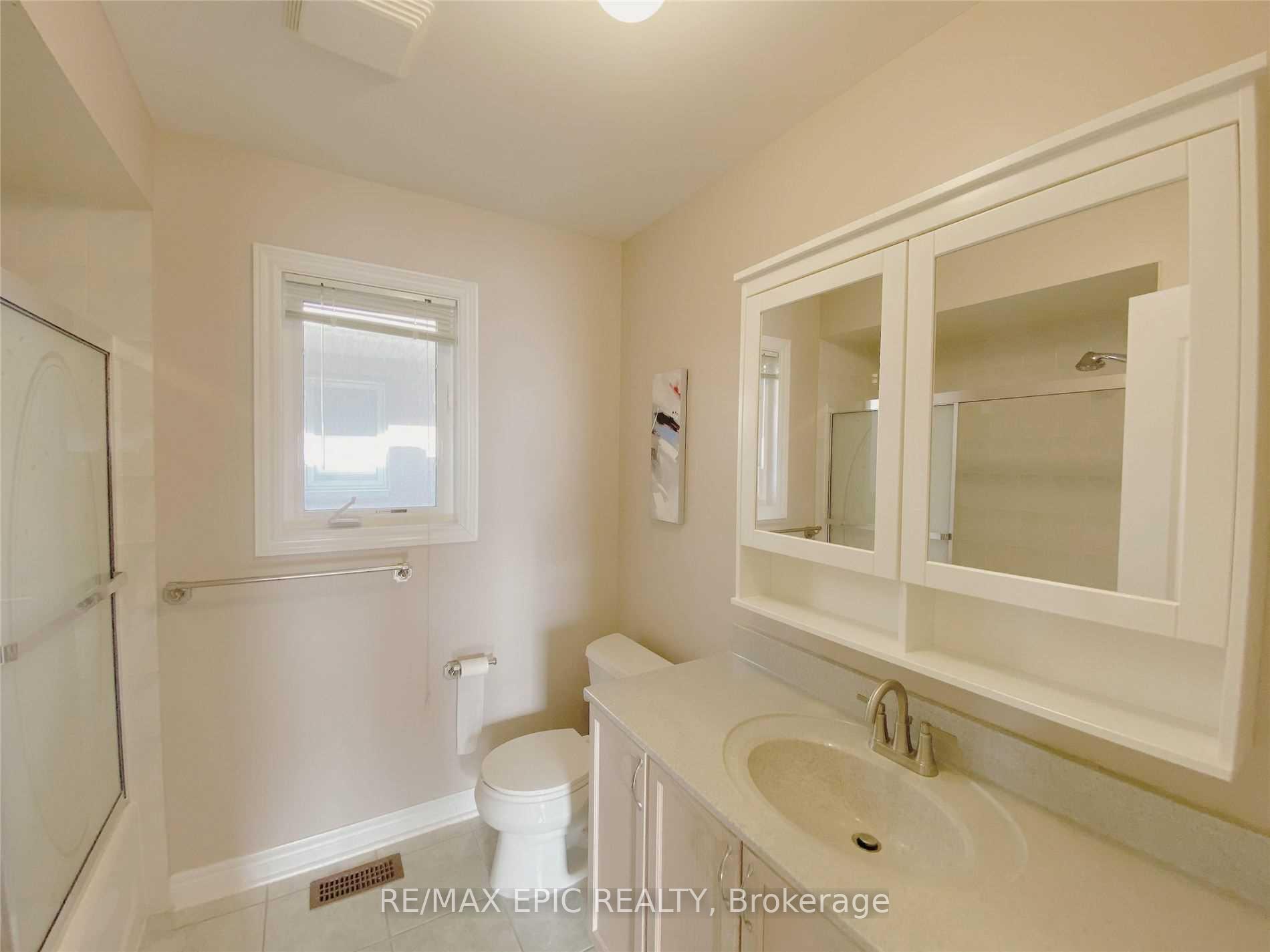 Photo 12 of 5 Markshire Road, Markham, Cachet — HOMEH