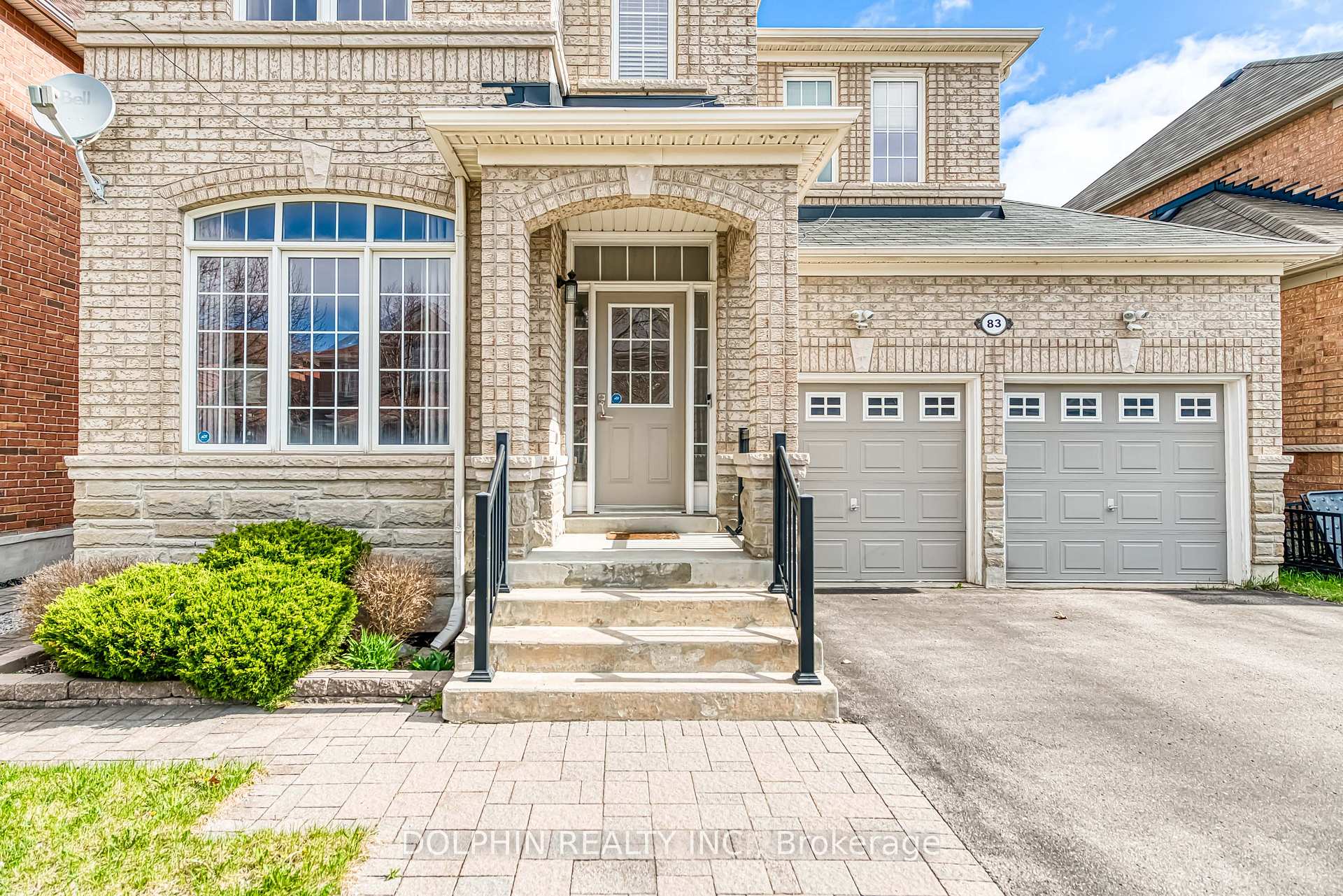 Photo 3 of 83 Stonechurch Crescent, Markham, Box Grove — HOMEH