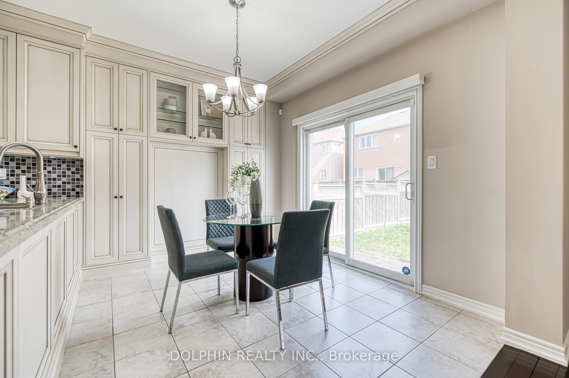 Photo 25 of 83 Stonechurch Crescent, Markham, Box Grove — HOMEH