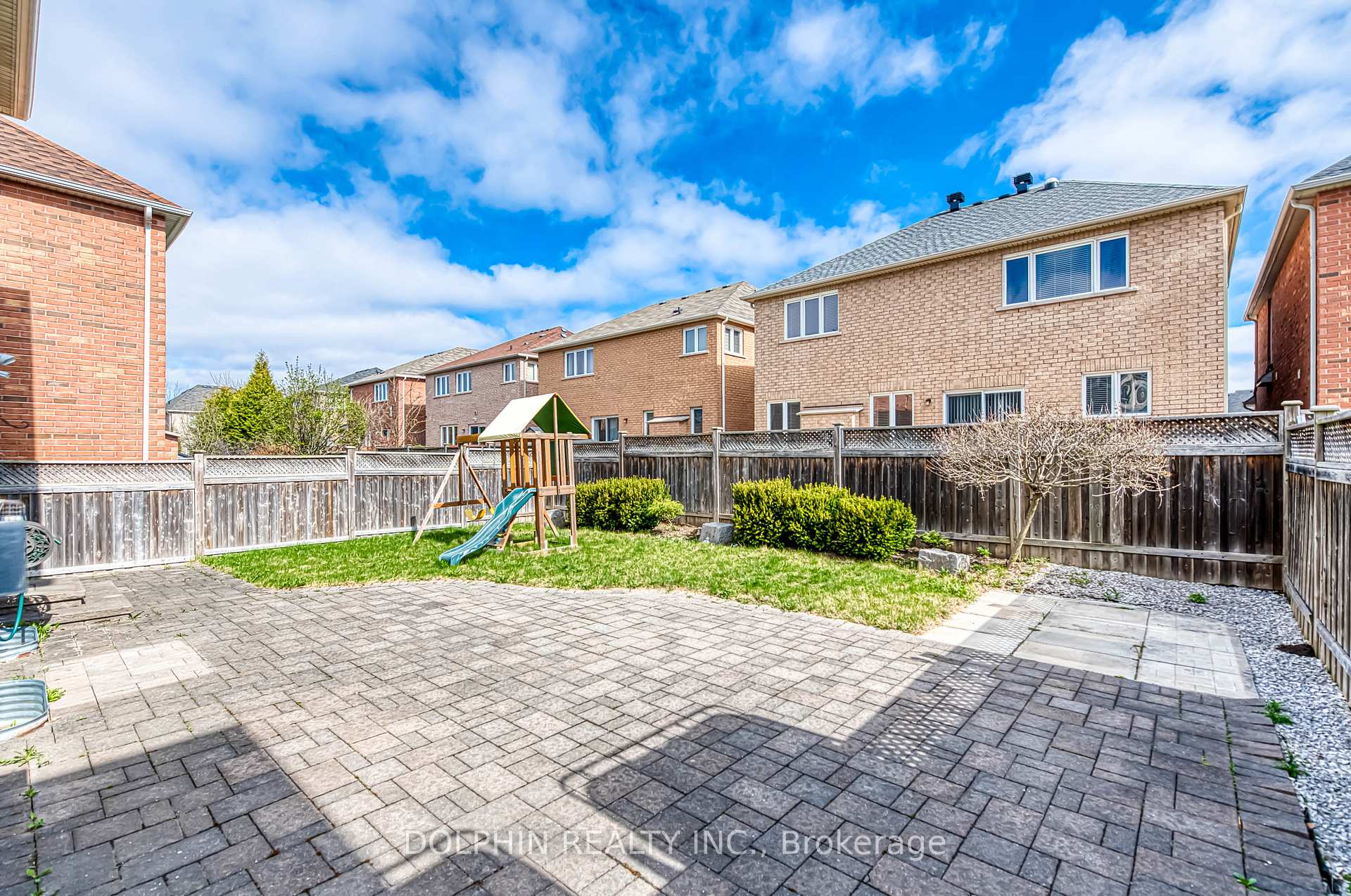 Photo 42 of 83 Stonechurch Crescent, Markham, Box Grove — HOMEH