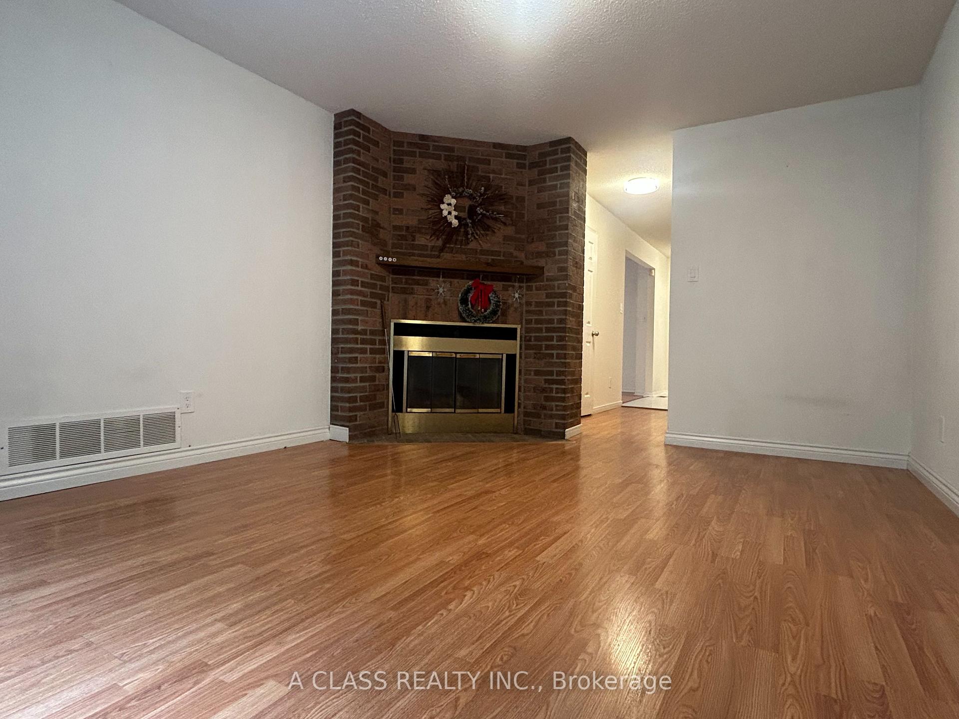 Photo 10 of 66 Beck Drive, Markham, Raymerville — HOMEH