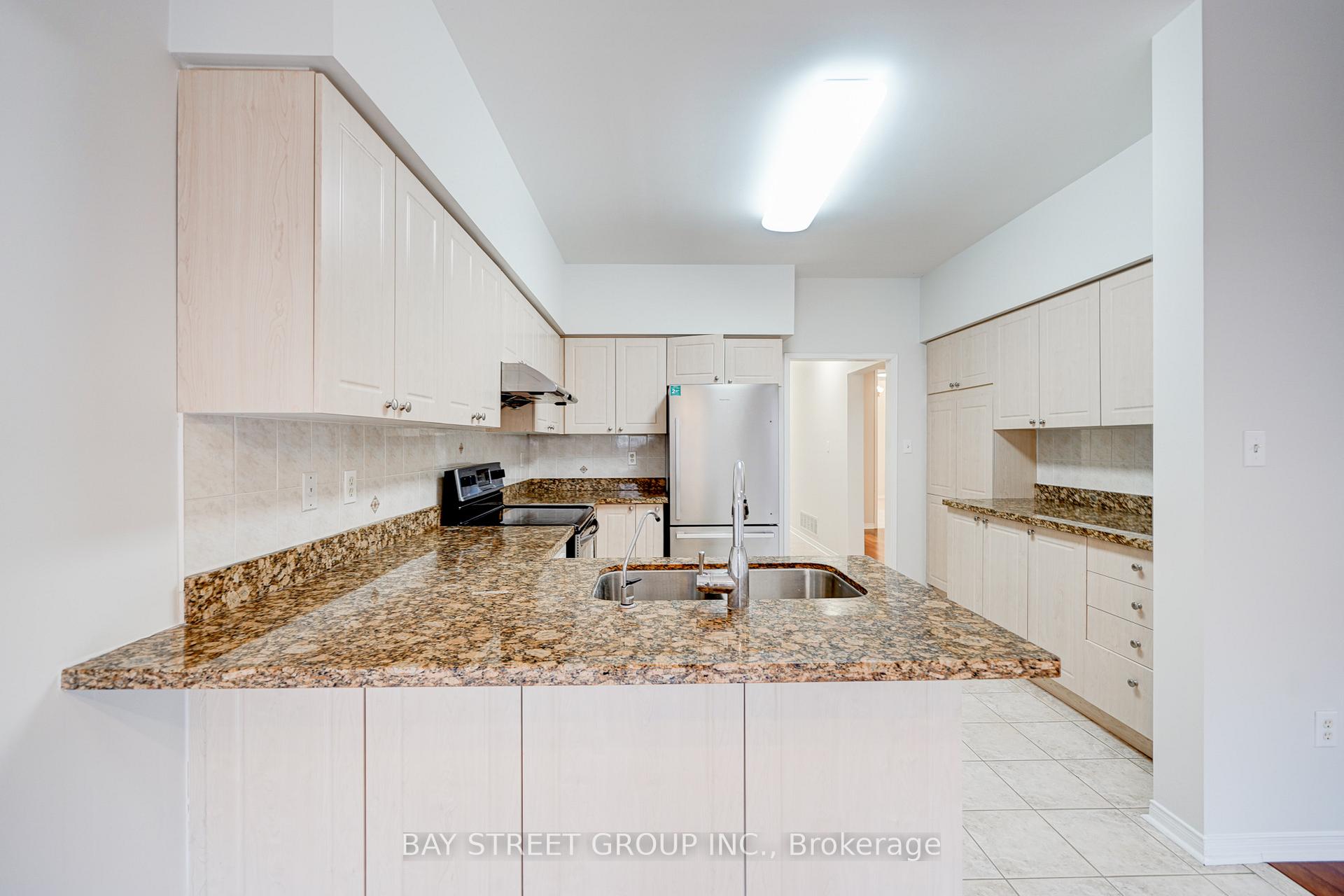 Photo 19 of 52 Cynthia Jean Street, Markham, Berczy — HOMEH