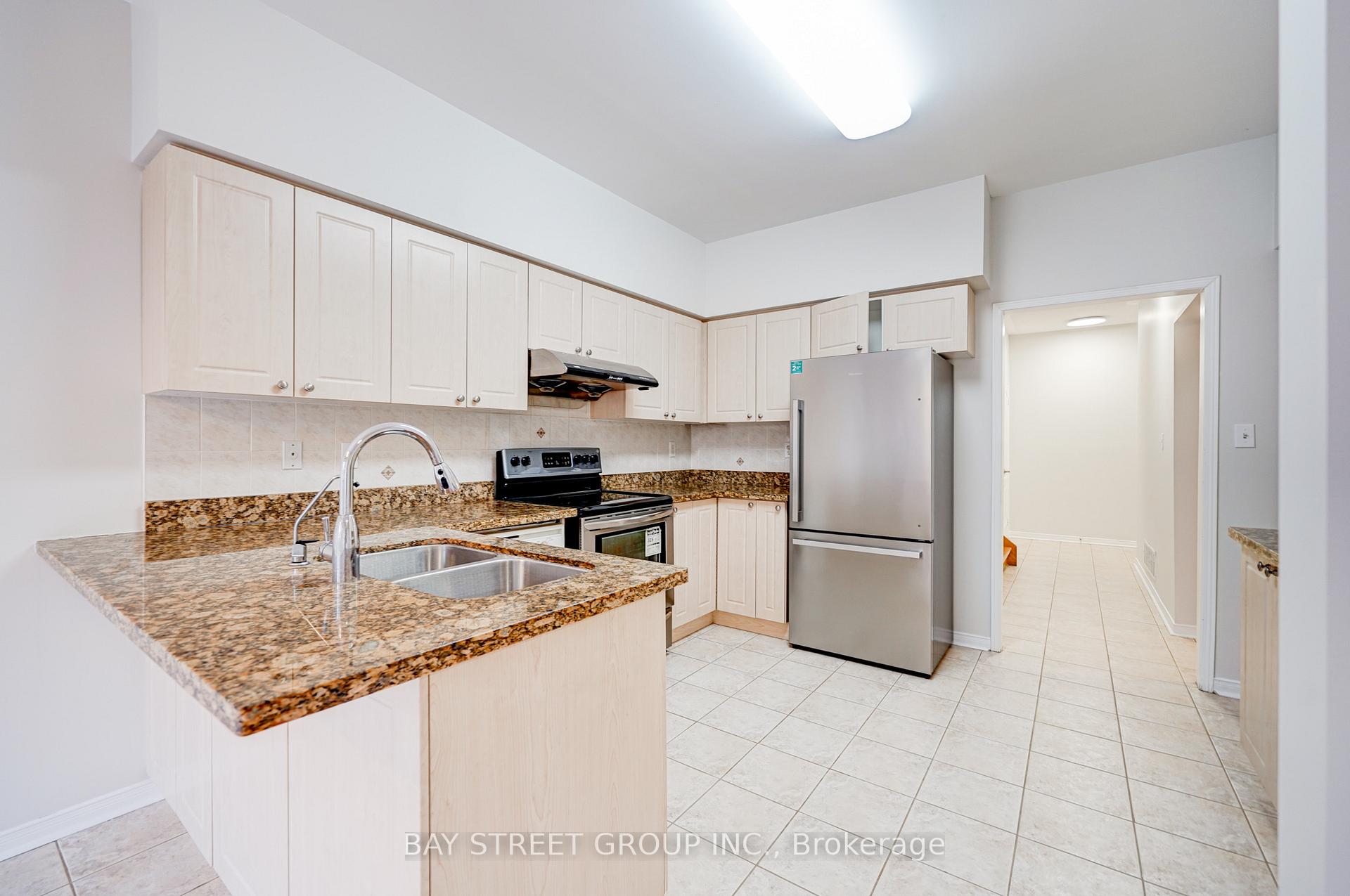 Photo 20 of 52 Cynthia Jean Street, Markham, Berczy — HOMEH