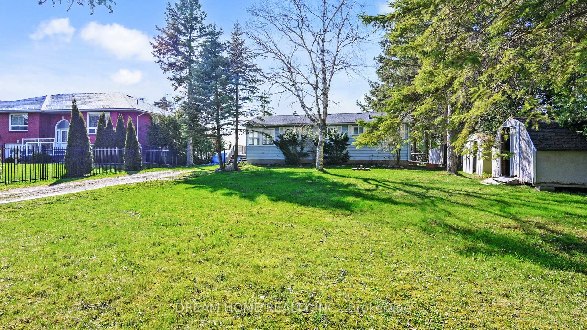 Photo 5 of 33 Cedar Crescent, Kawartha Lakes, Janetville — HOMEH