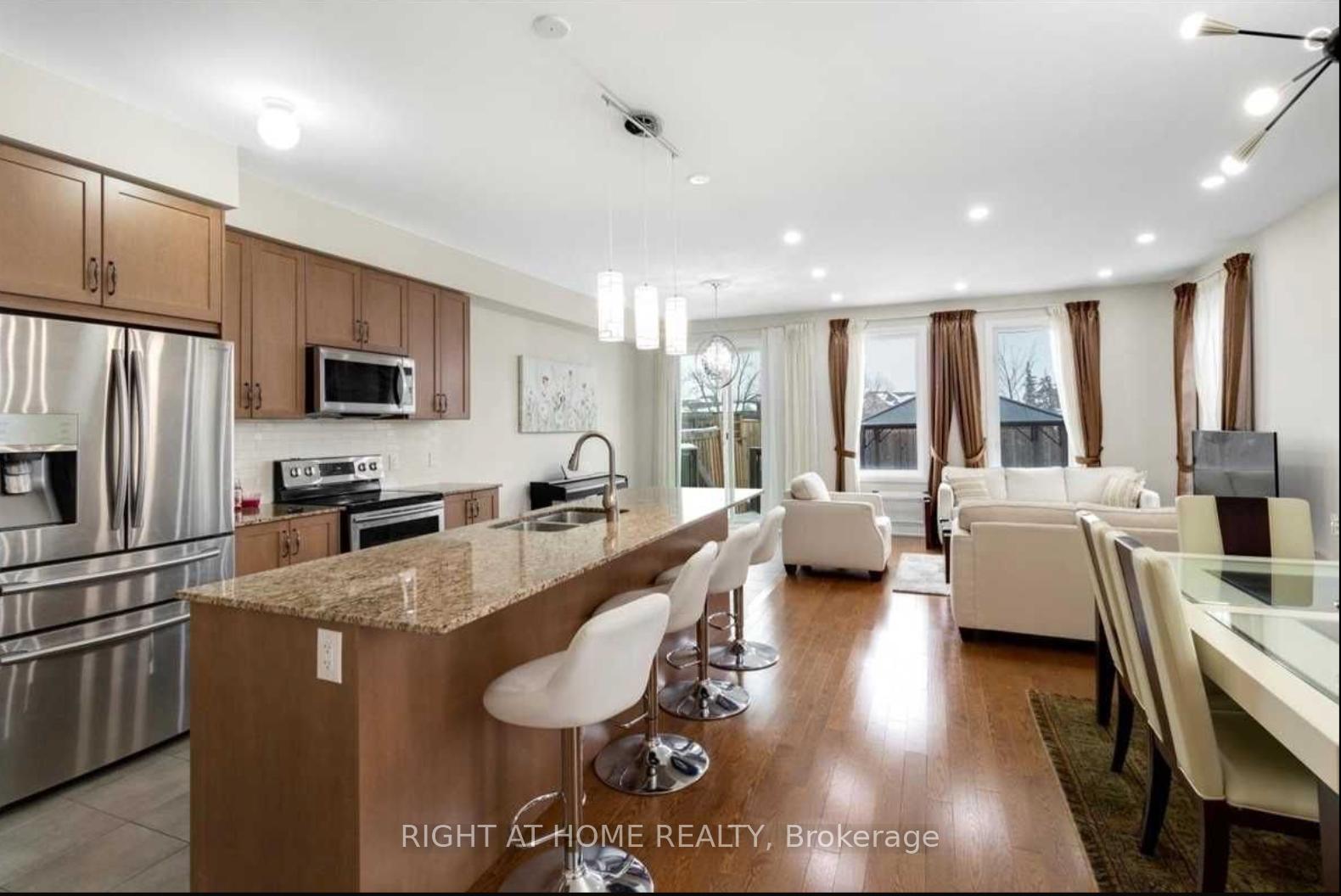 Photo 10 of 815 Banks Crescent, Milton, Willmott — HOMEH
