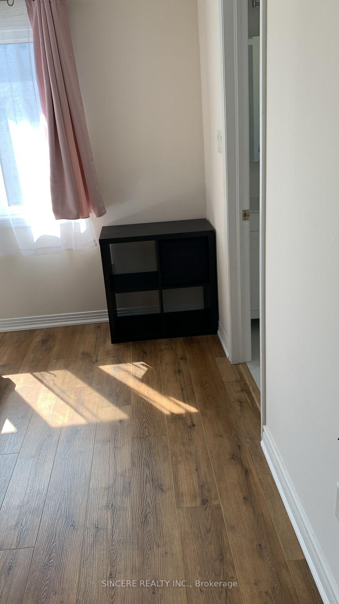 Photo 11 of 120 Hopecrest Road, Markham, Cachet — HOMEH