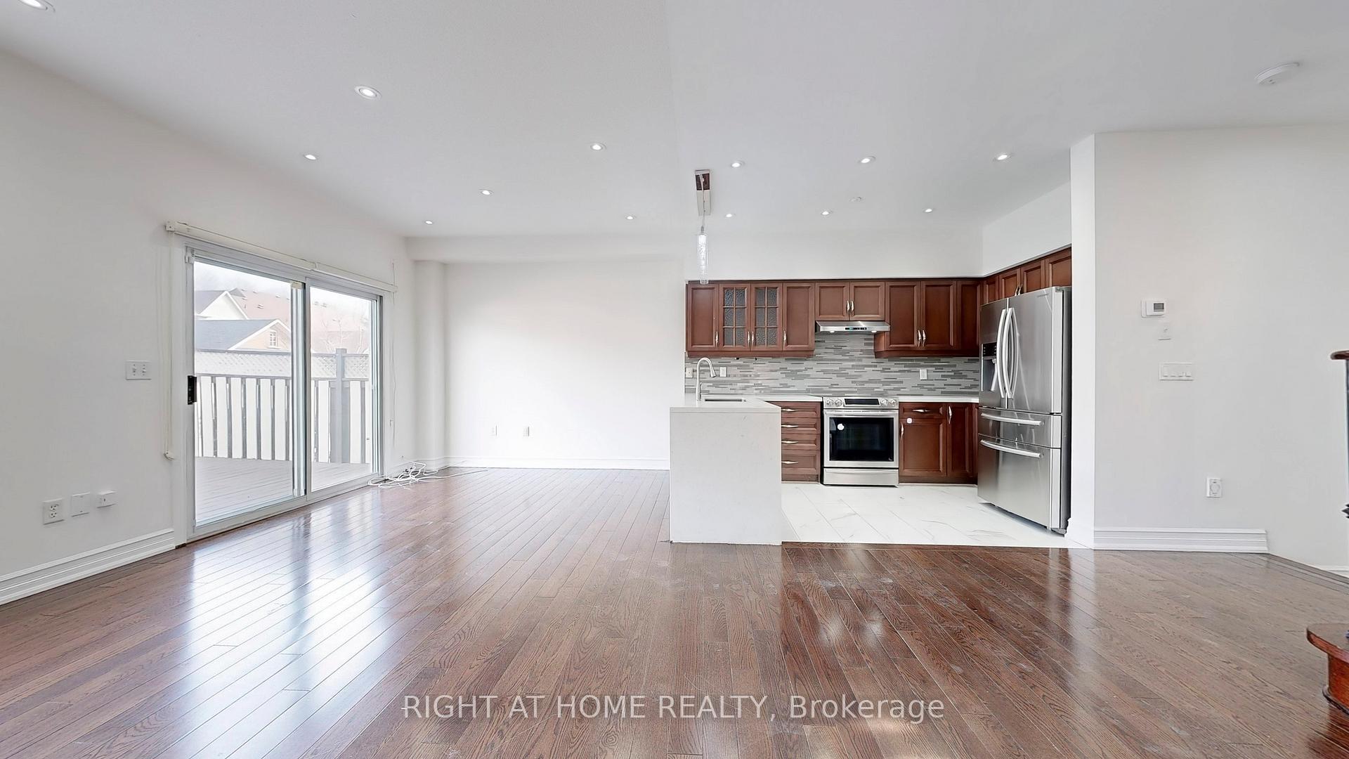 Photo 4 of 16 Wingrove Street, Markham, Wismer — HOMEH
