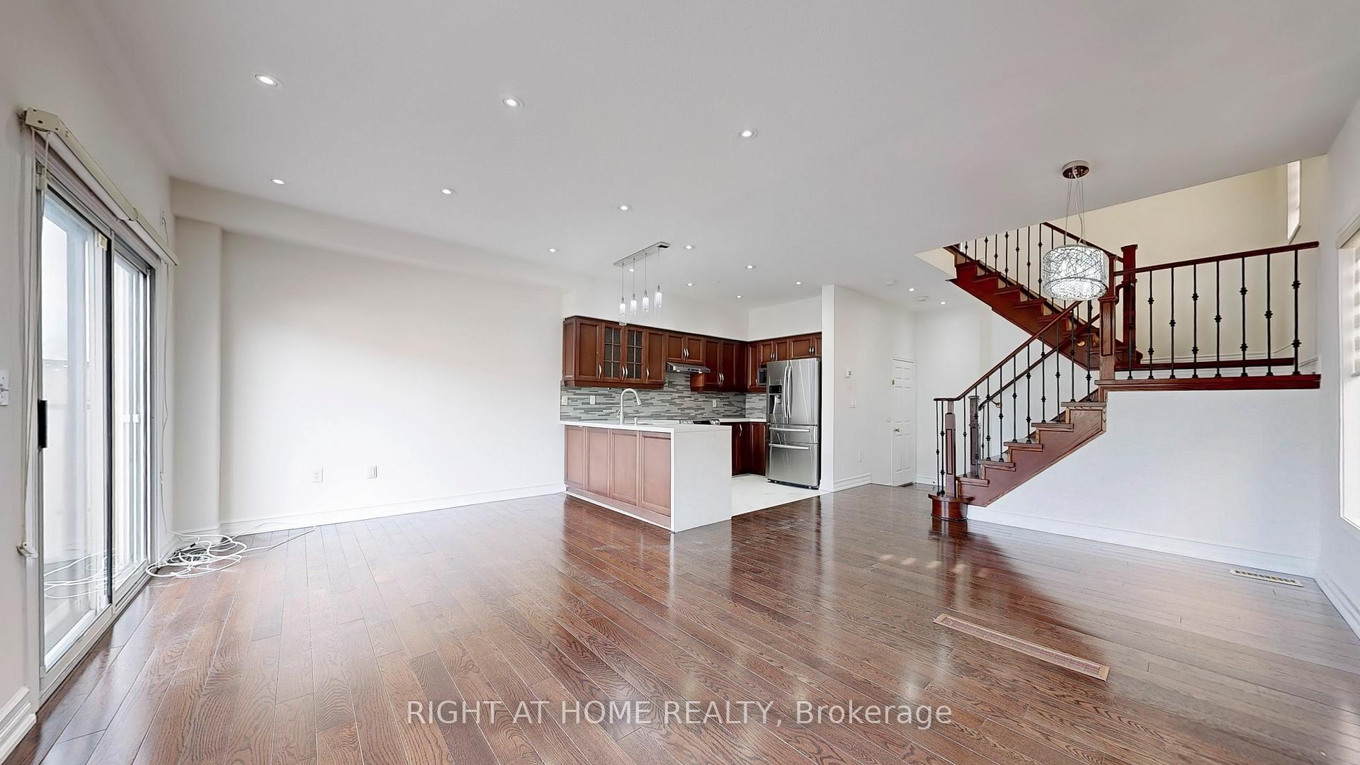 Photo 5 of 16 Wingrove Street, Markham, Wismer — HOMEH