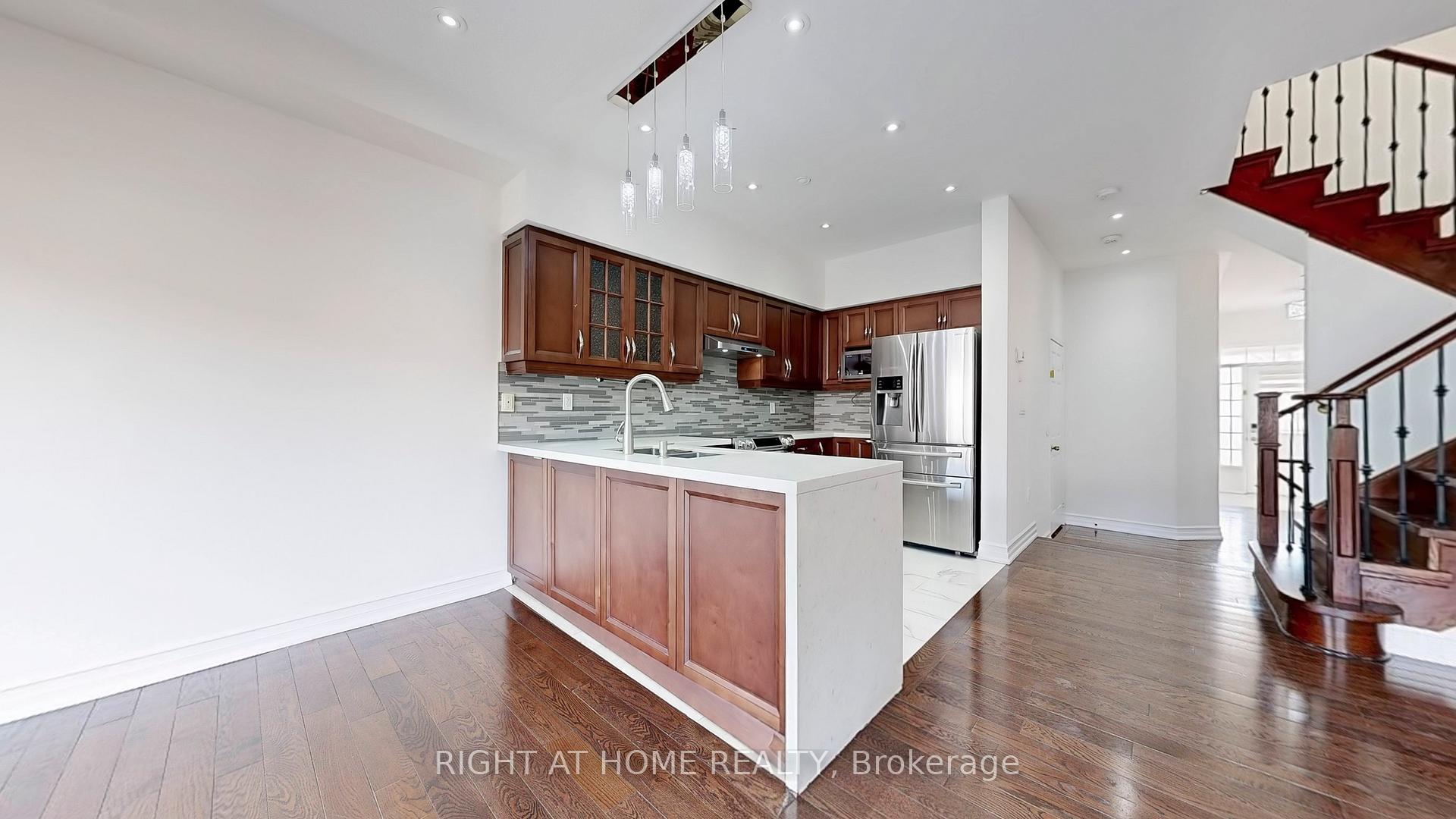 Photo 8 of 16 Wingrove Street, Markham, Wismer — HOMEH