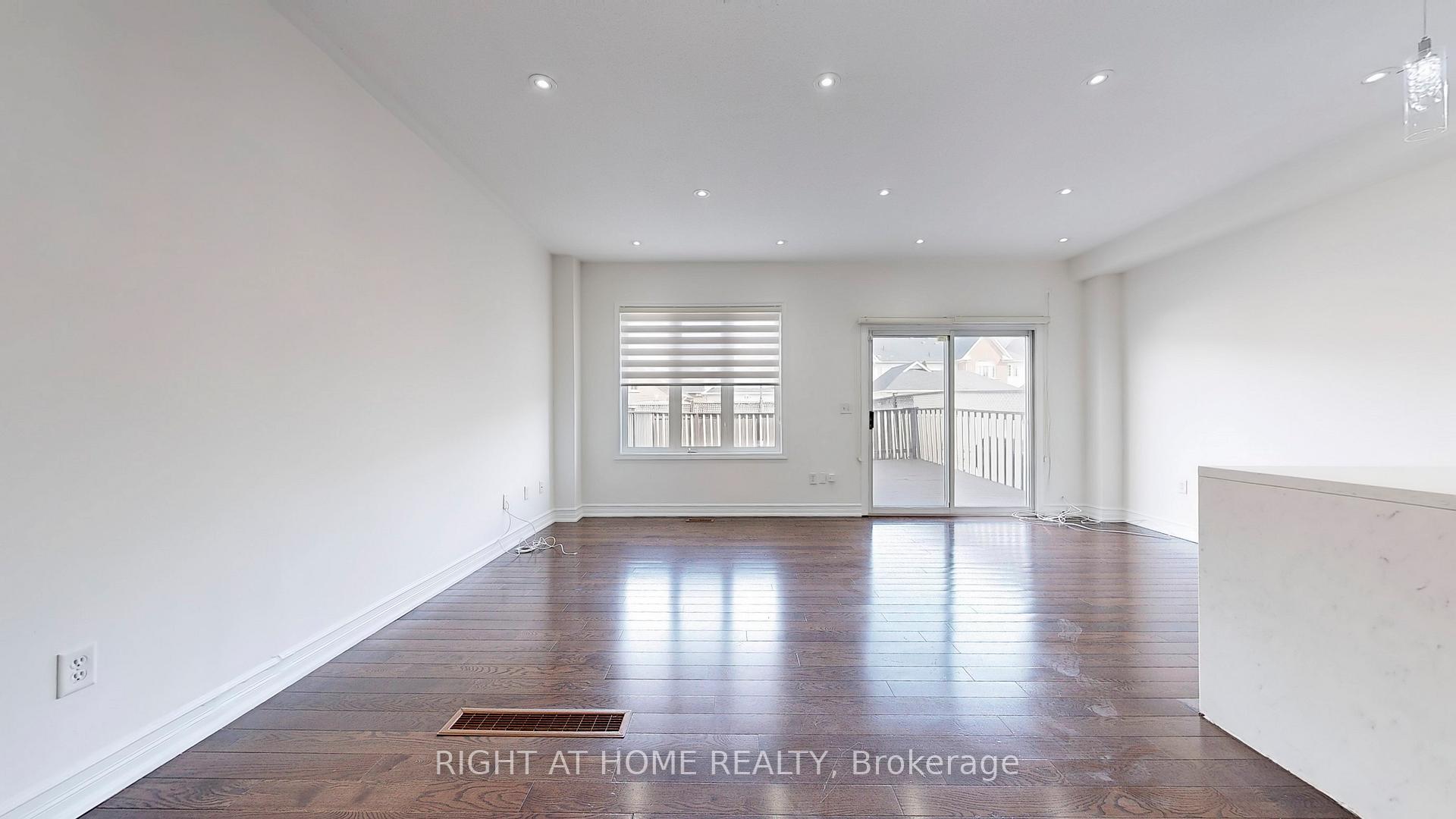 Photo 11 of 16 Wingrove Street, Markham, Wismer — HOMEH