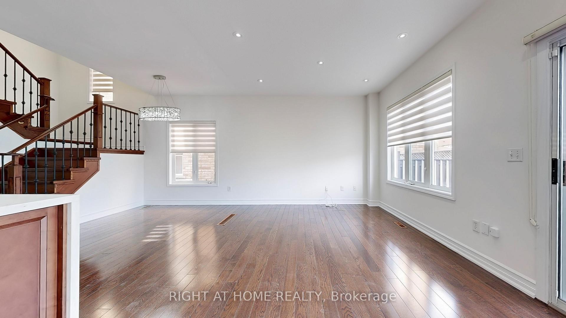 Photo 12 of 16 Wingrove Street, Markham, Wismer — HOMEH